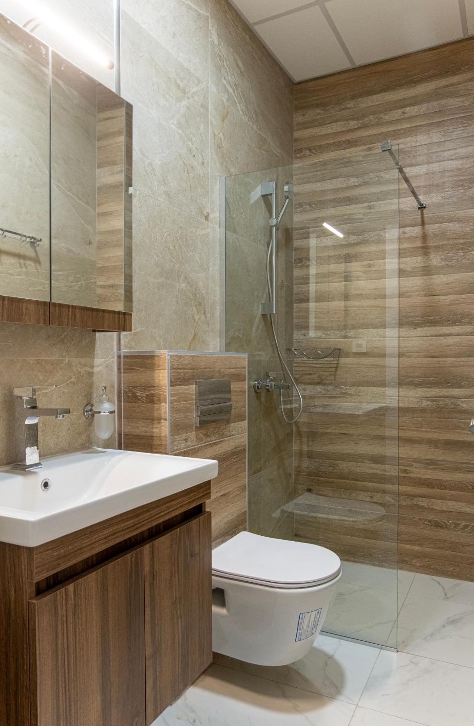 Home Art Apartments-Free Parking-City Center