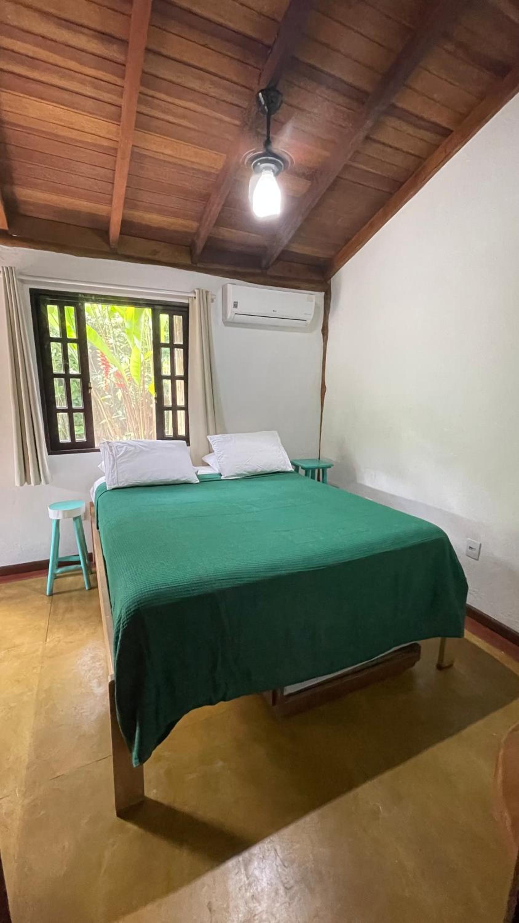 Casa Jardim Bangalos