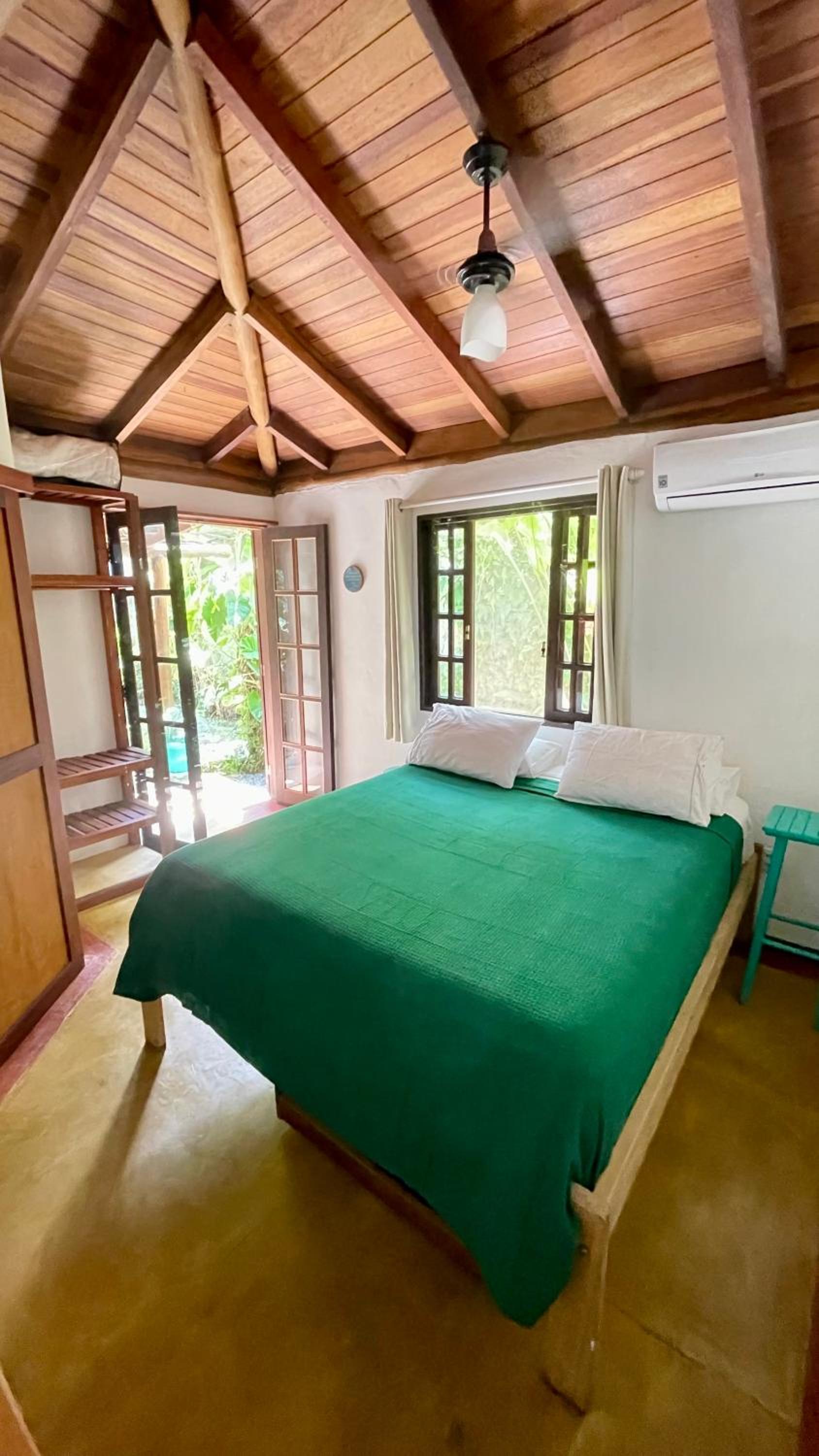Casa Jardim Bangalos