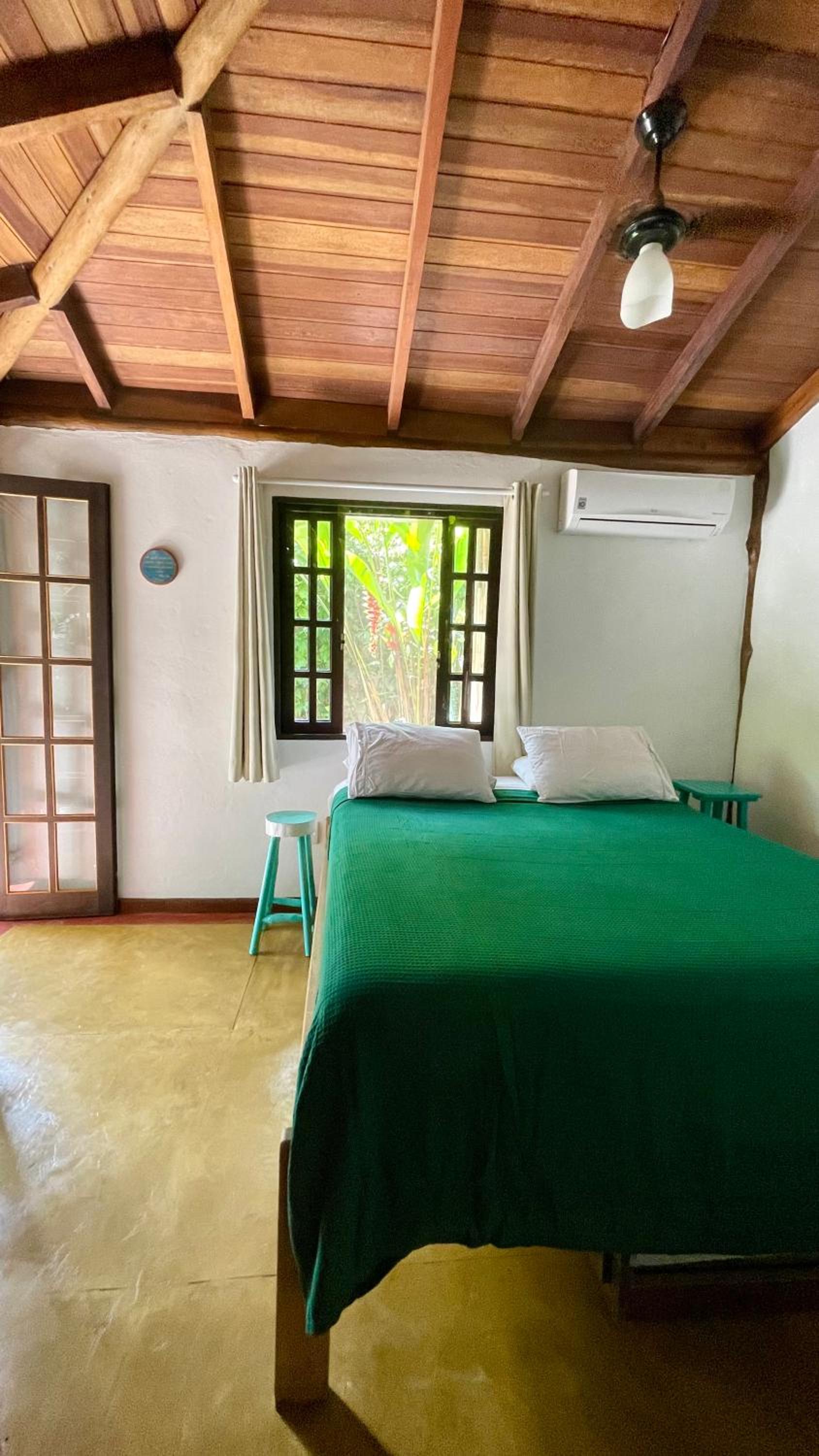 Casa Jardim Bangalos