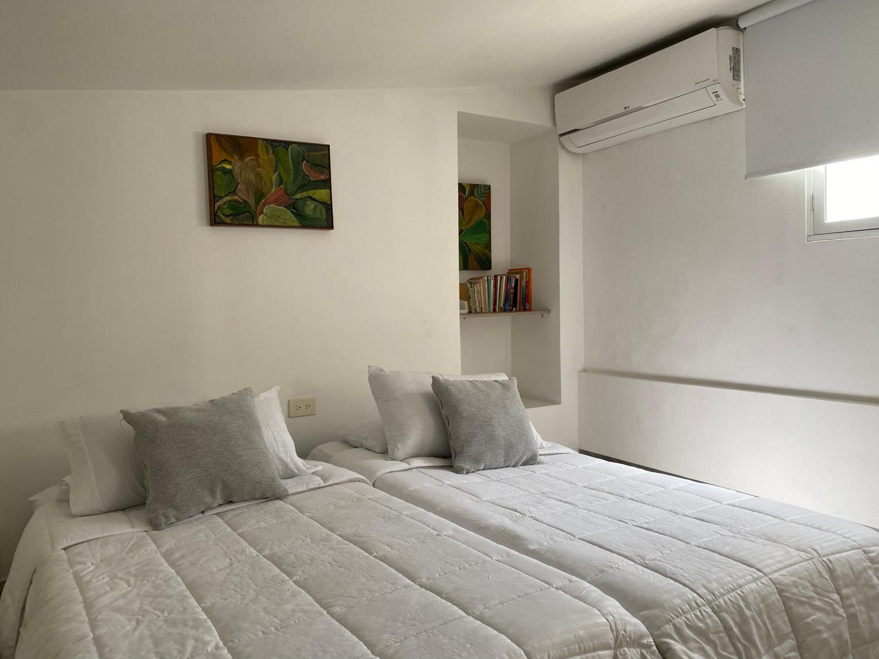 Cozy Apto Inside the Historic City of Cartagena