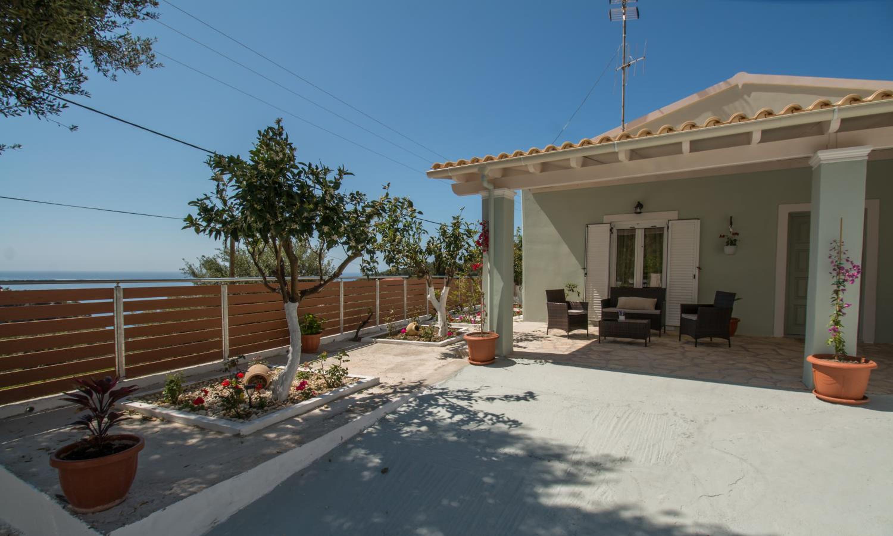 Monopoli home