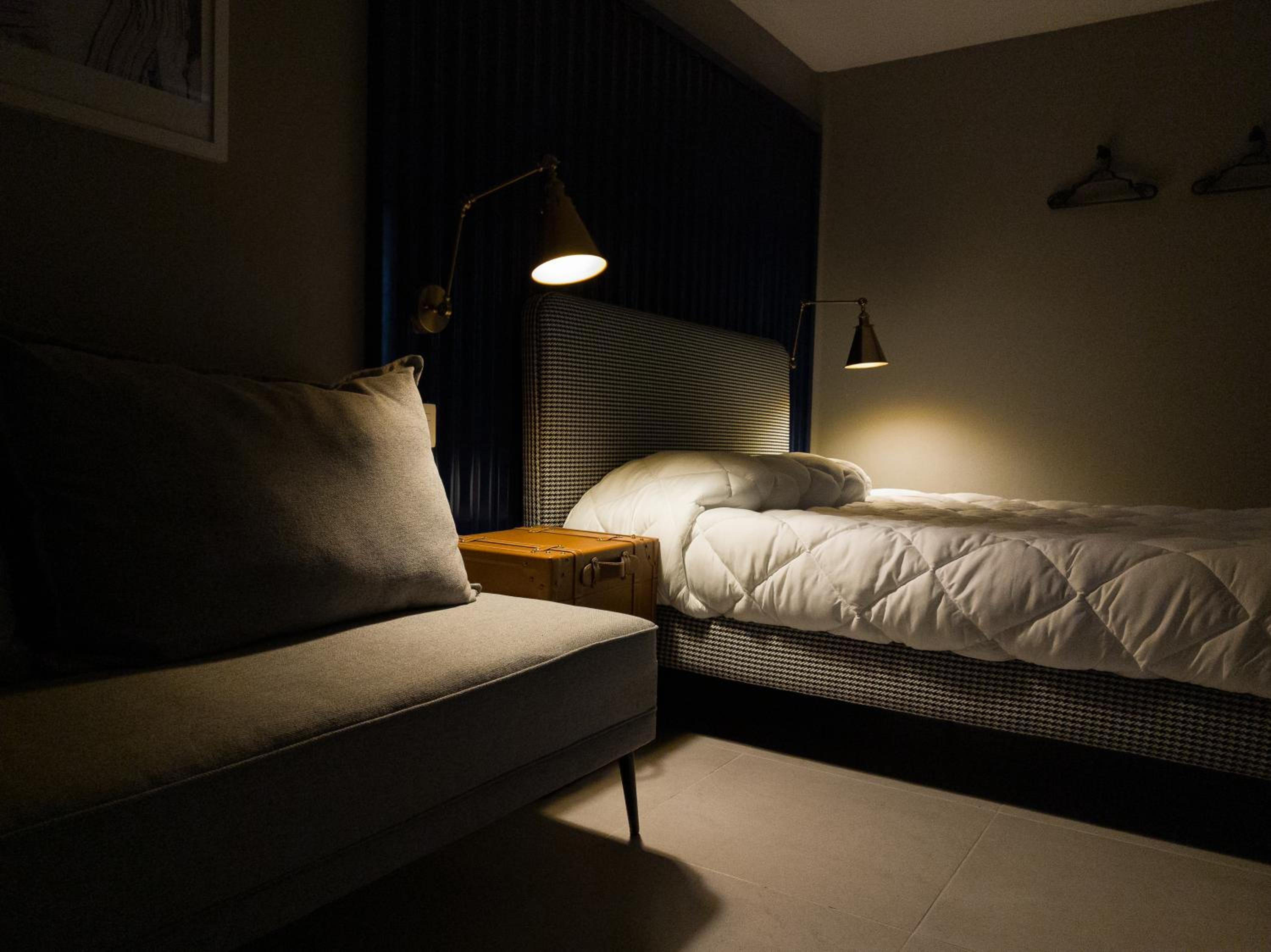 hotel room