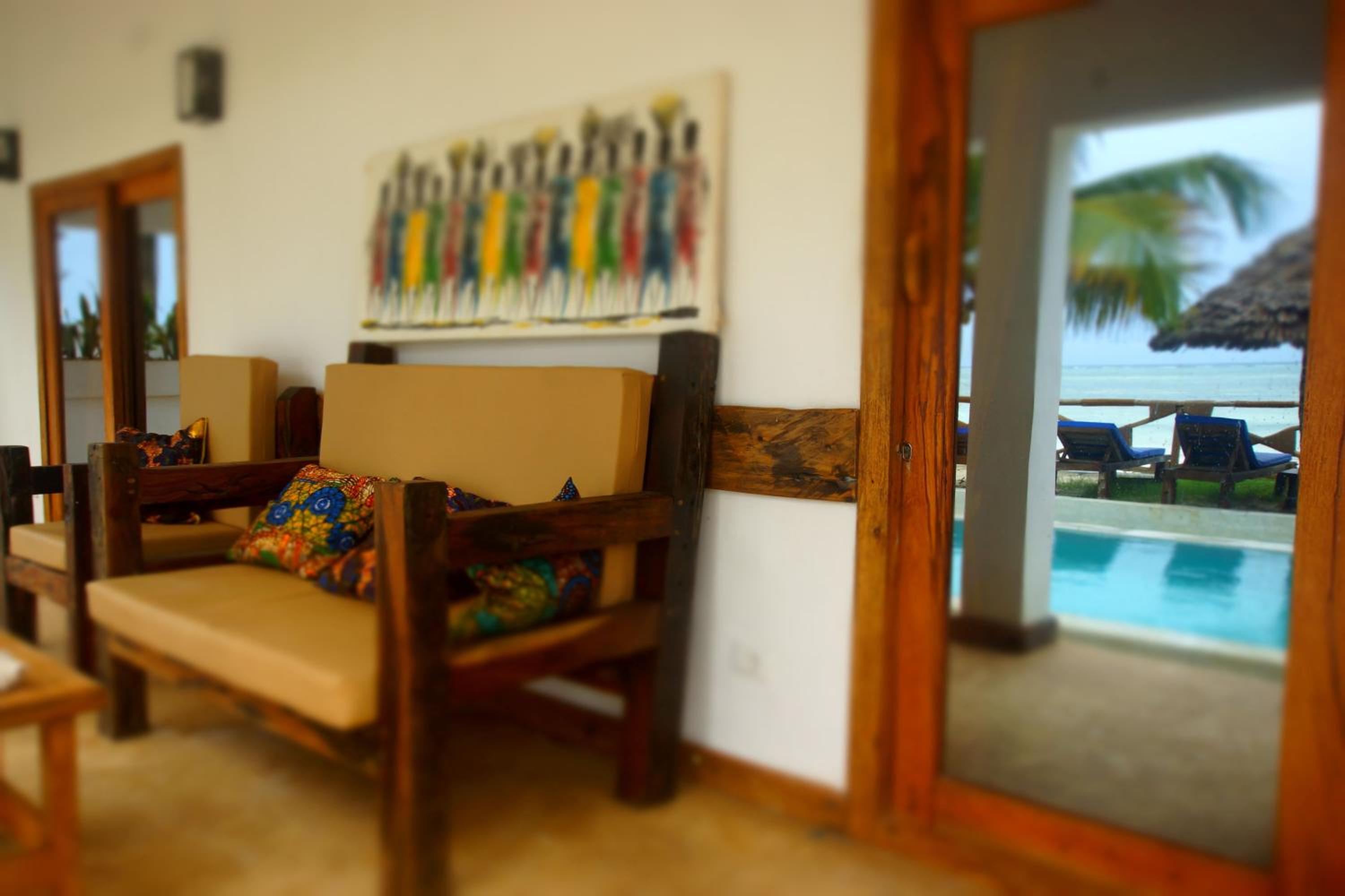 Amani Beach Villa- Bwejuu