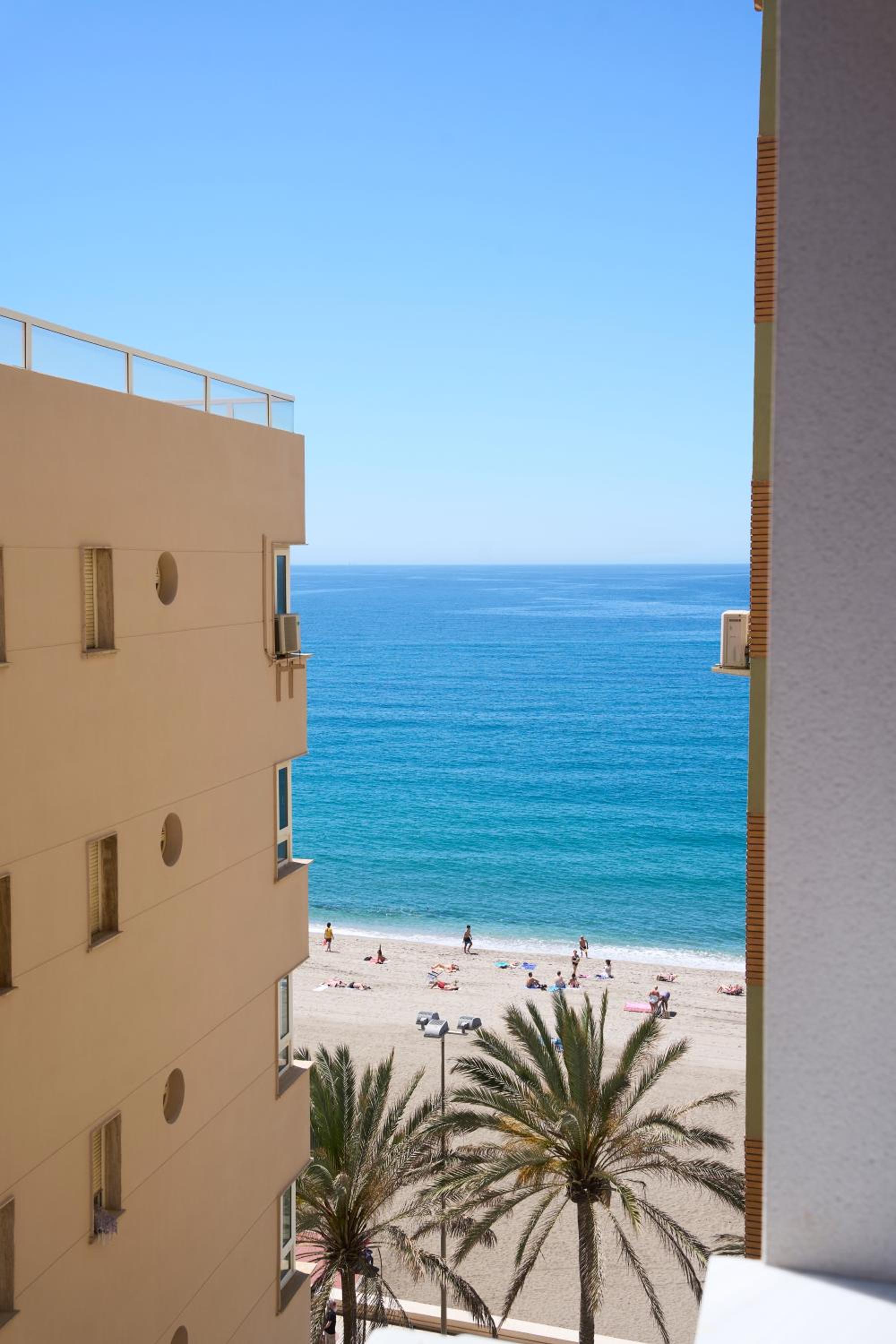 Paseo Marítimo - Apartamento a estrenar, a pie de playa, con 2 baños