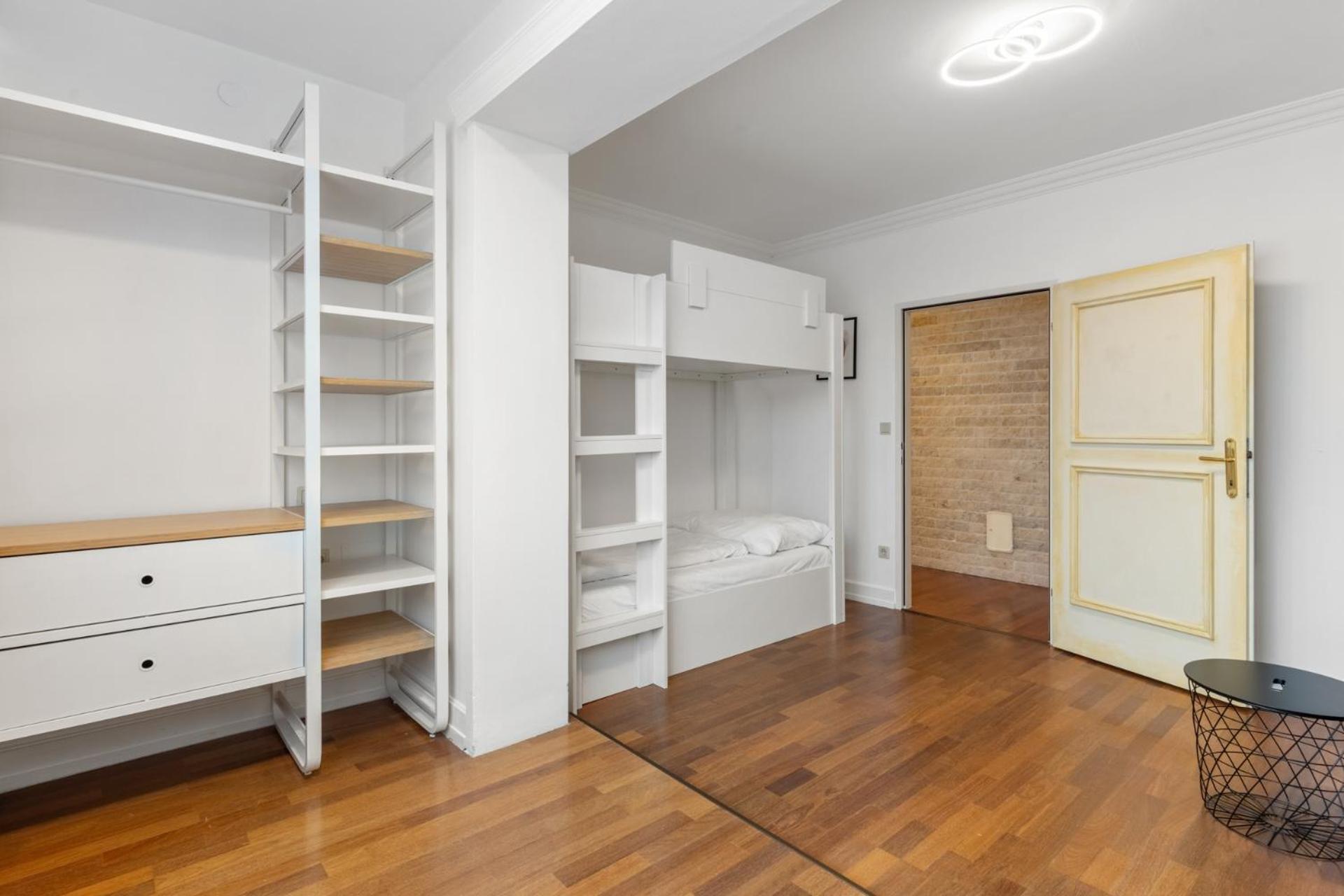 Großes Apartment in bester Lage nahe Wien