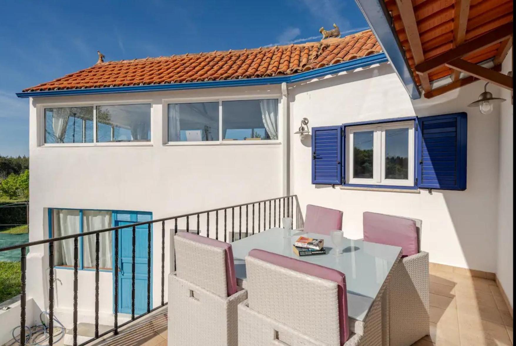 Villa Azul, Graça Portugal