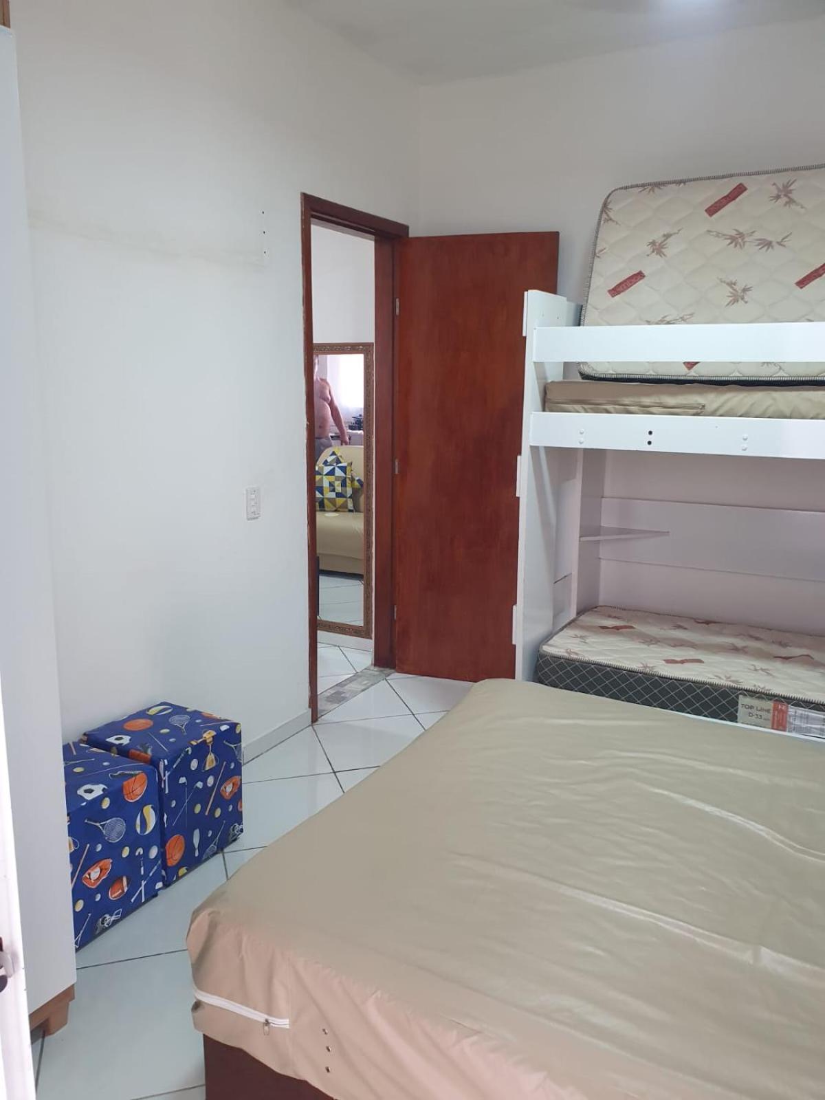 APARTAMENTO PÉ NA AREIA
