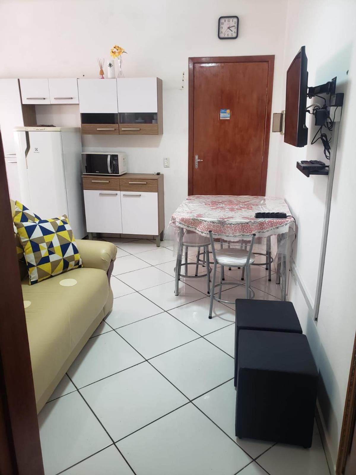 APARTAMENTO PÉ NA AREIA