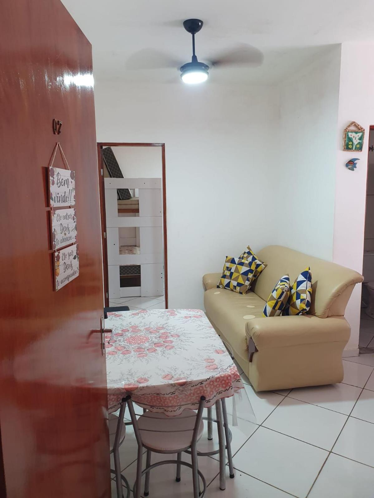 APARTAMENTO PÉ NA AREIA