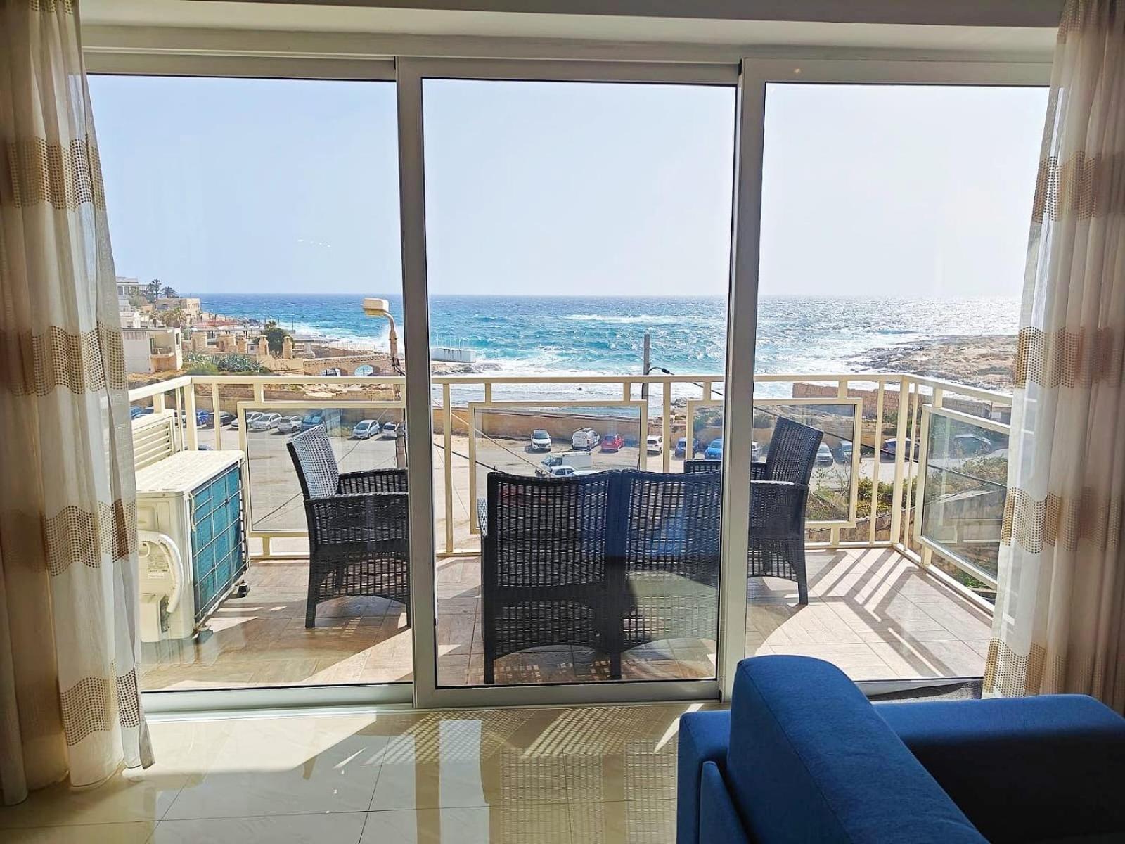 Seabreeze Serenity Dragonara Horizon Residence photo 2