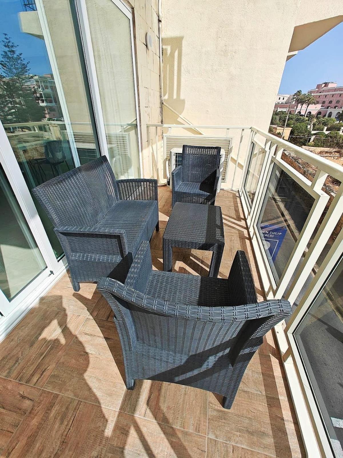 Seabreeze Serenity Dragonara Horizon Residence