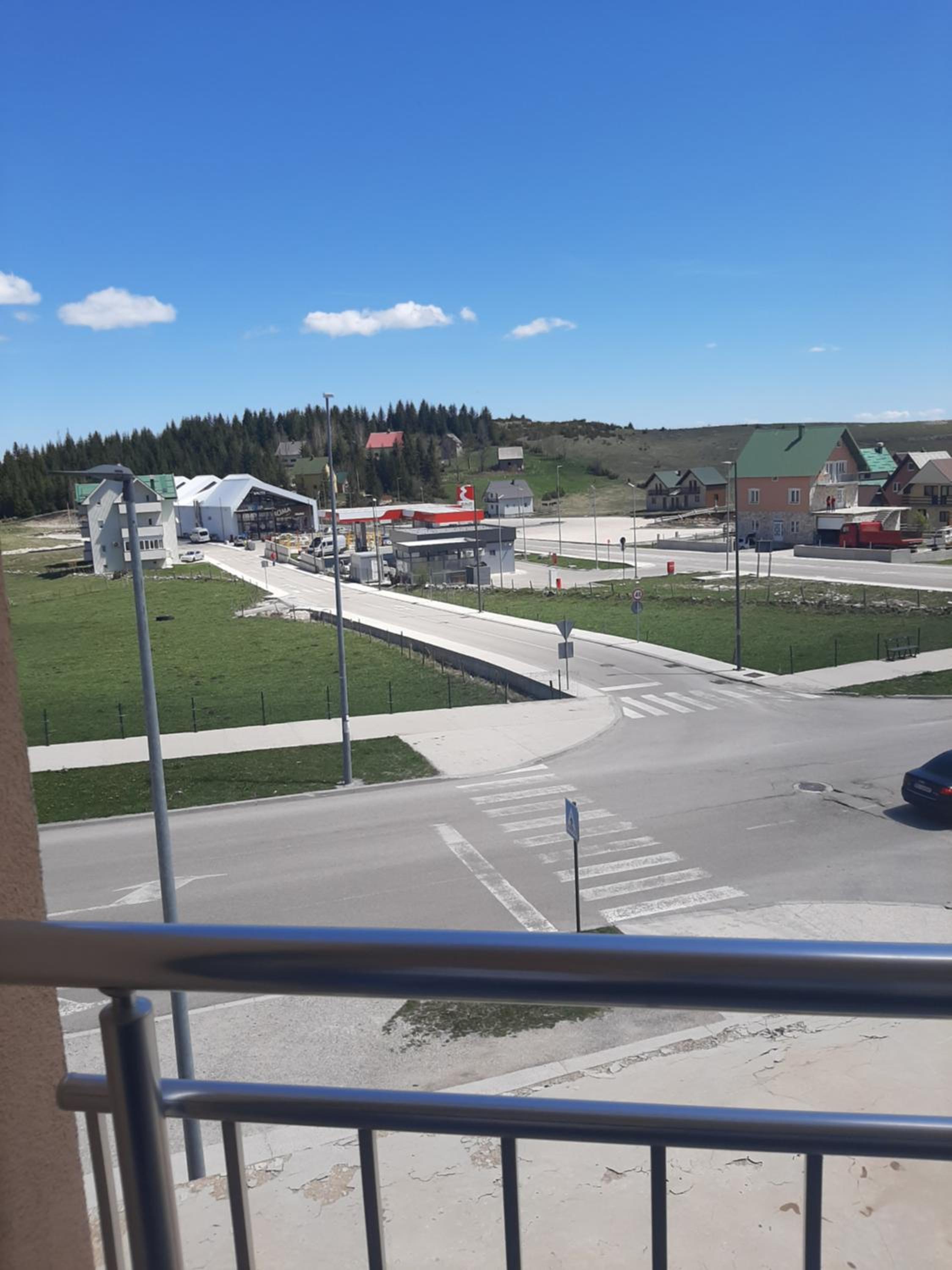 Lux Apartman Jovana view 5
