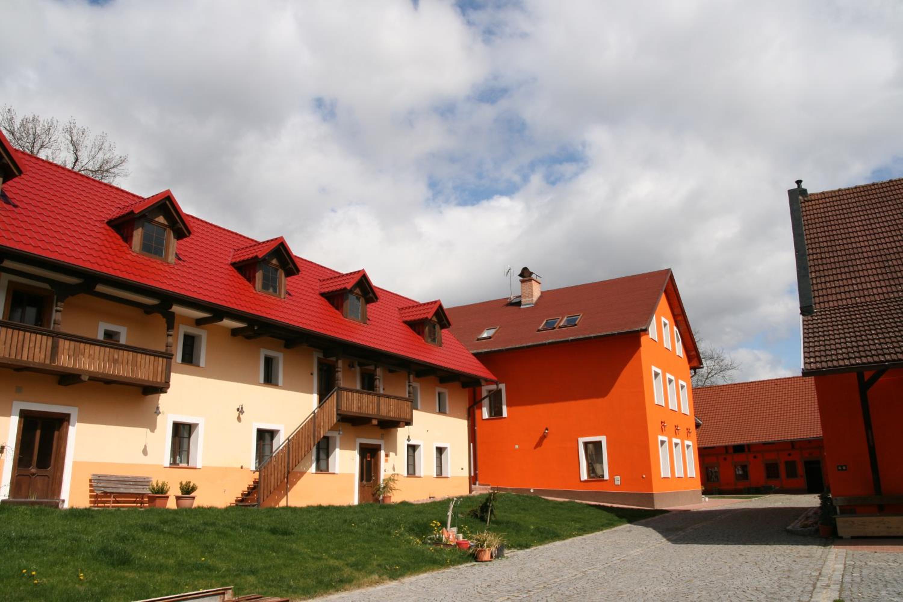 Podřipská Farma