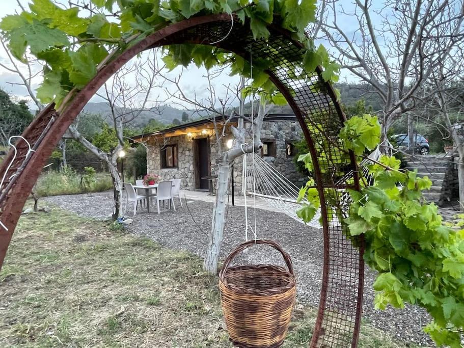 Sicily Stone Cottage with swimming pool