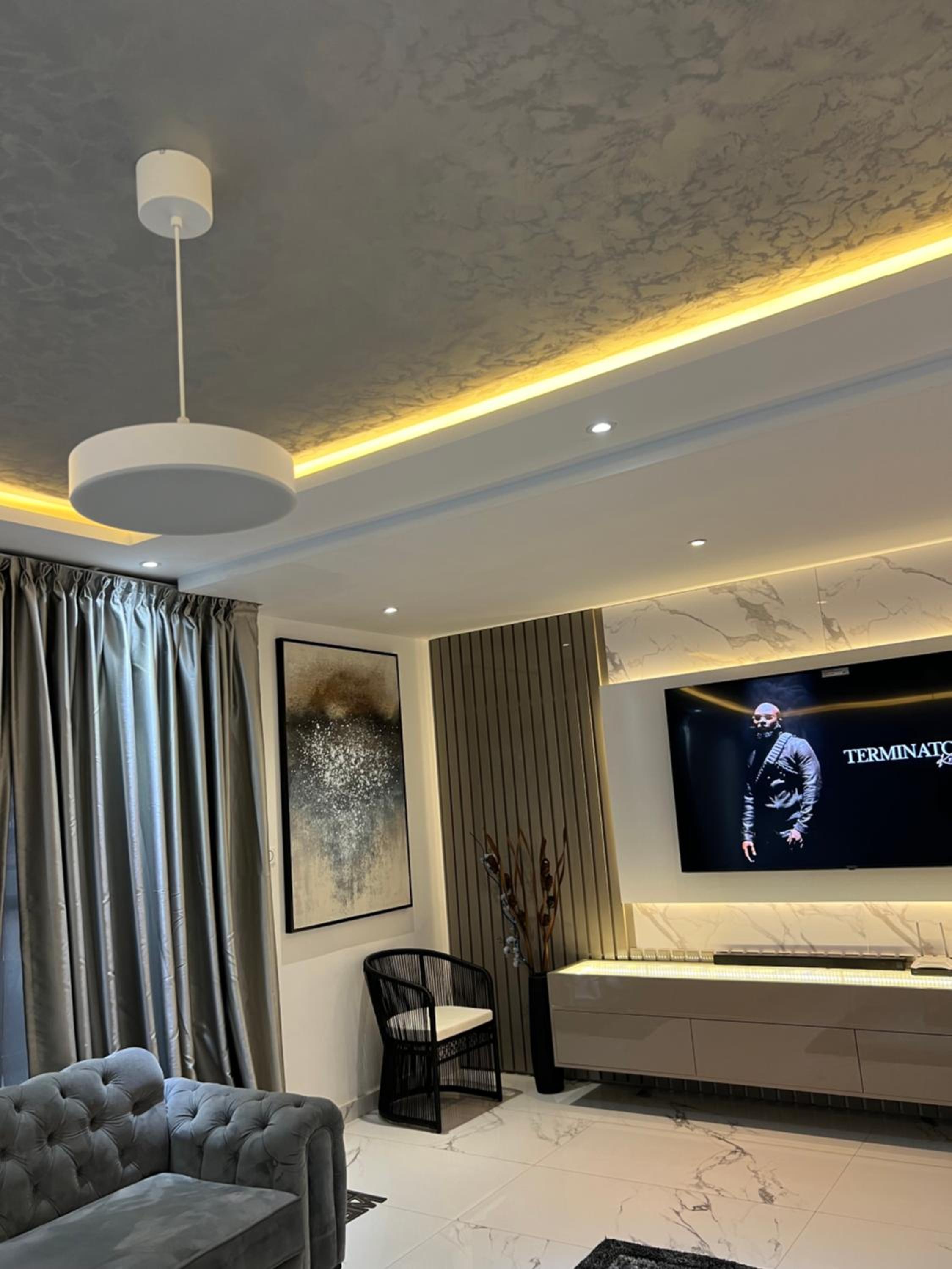 5 Bedrooms Luxury Vacation Villa