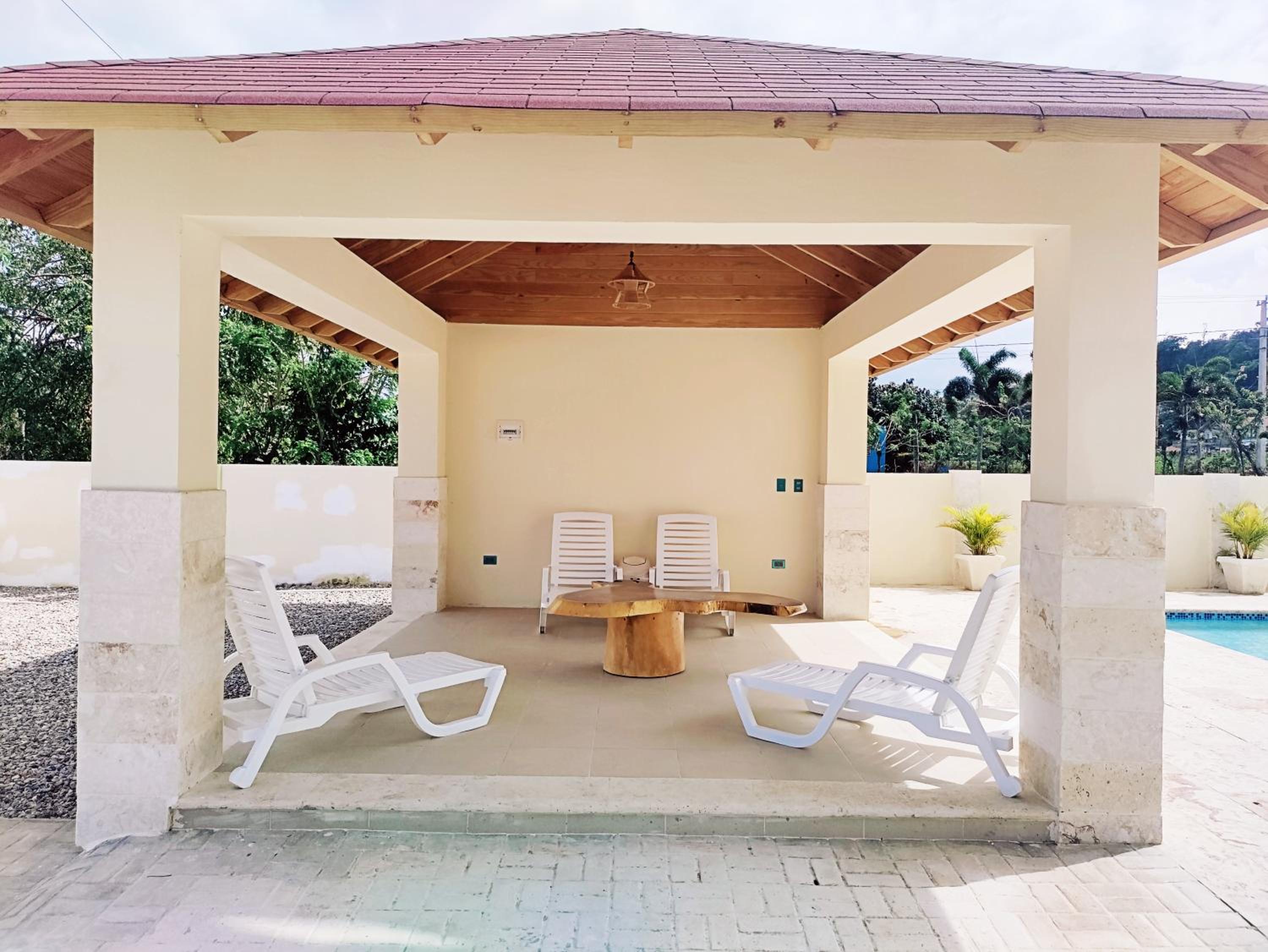 Confortable Apartamento con Piscina en Cabrera