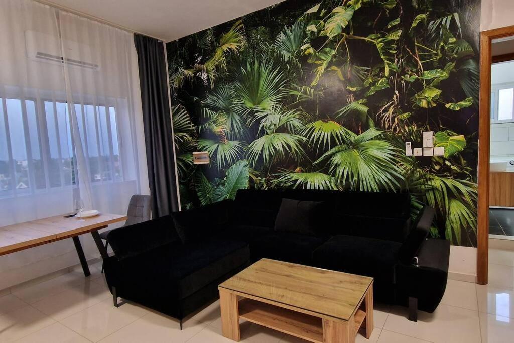Jungle Sensation