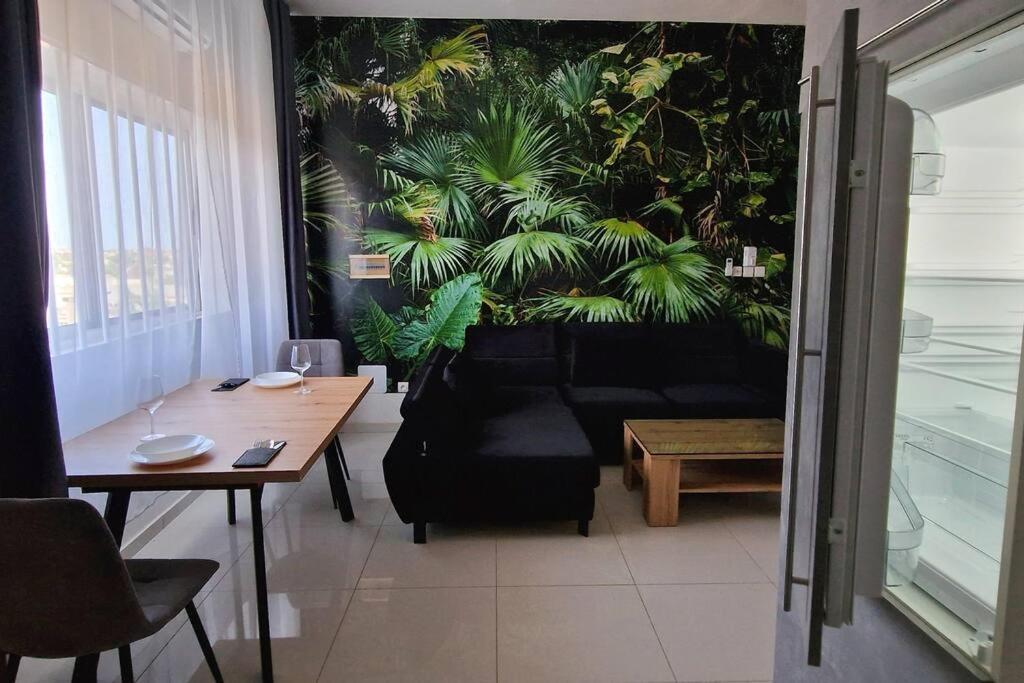 Jungle Sensation