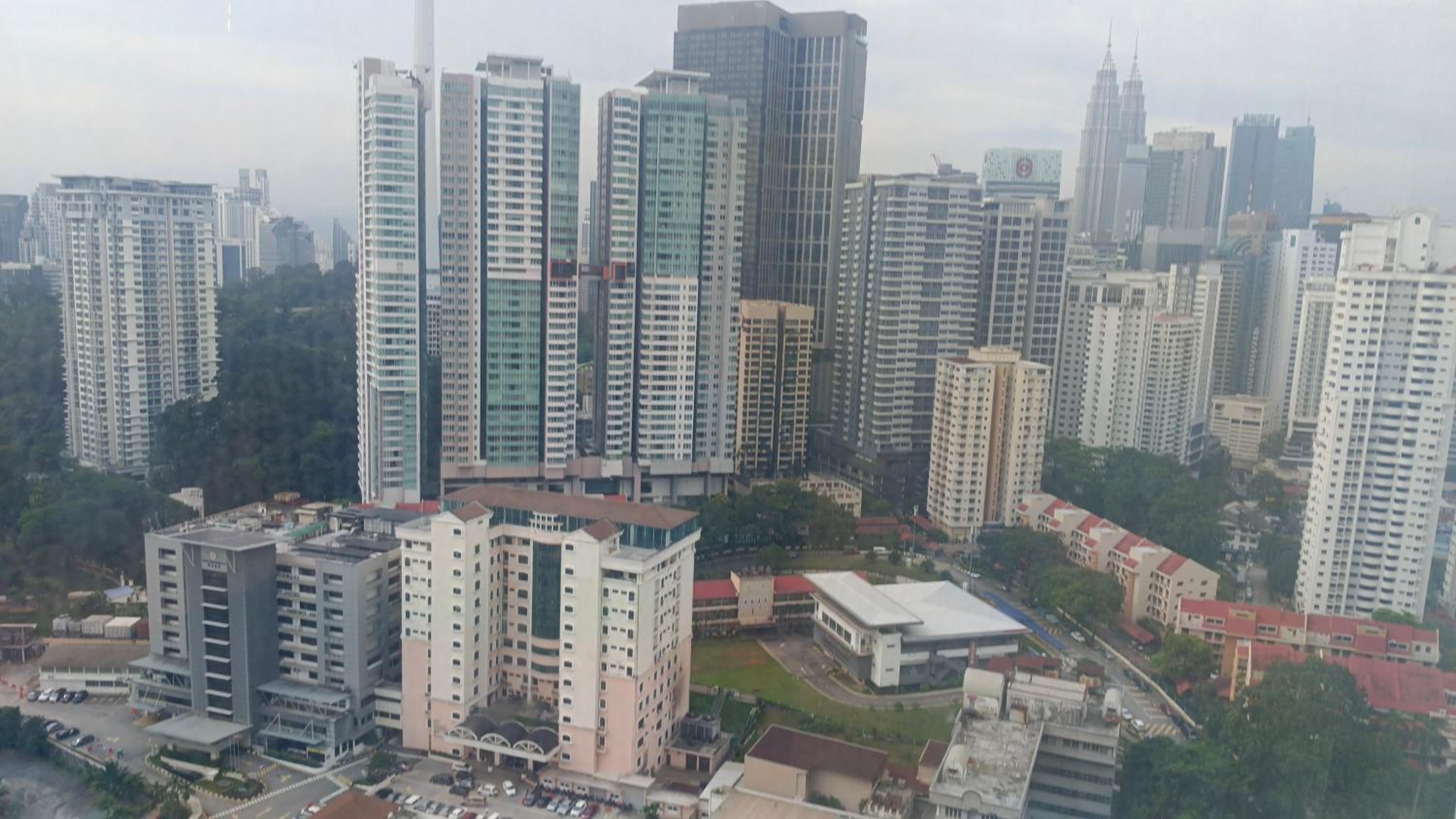 Modern And Cozy Robertson Apartment Bukit-Bintang City Centre