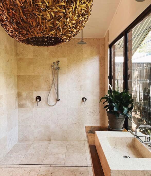 Leaves & Fishes - Private group escape in the Hunter Valley