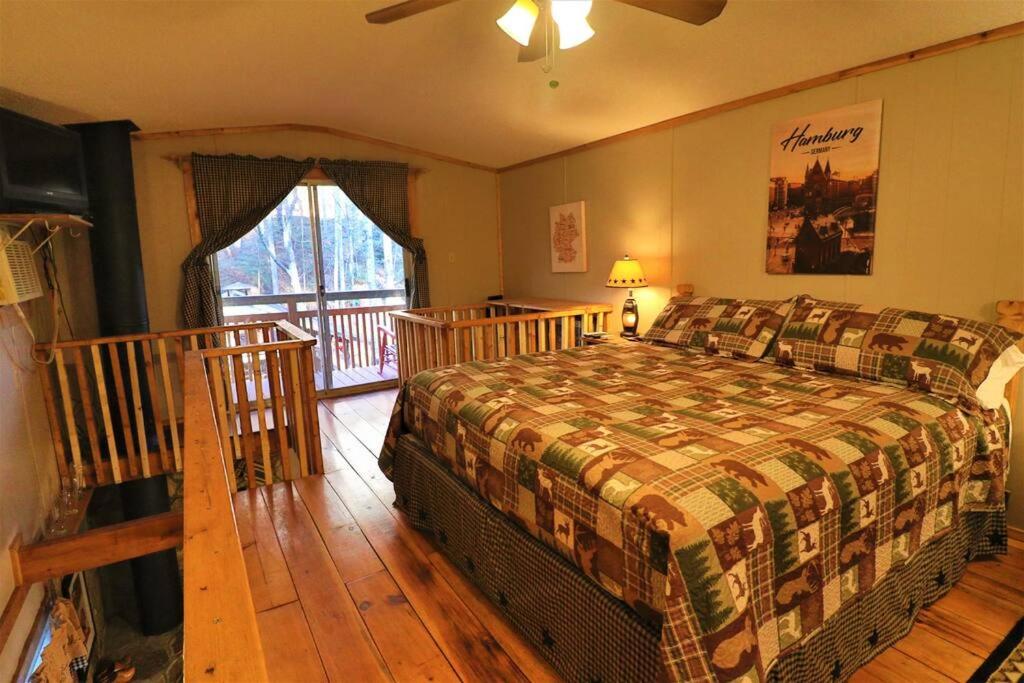 Oktoberfest themed Cabin in woods stream #14 view 4