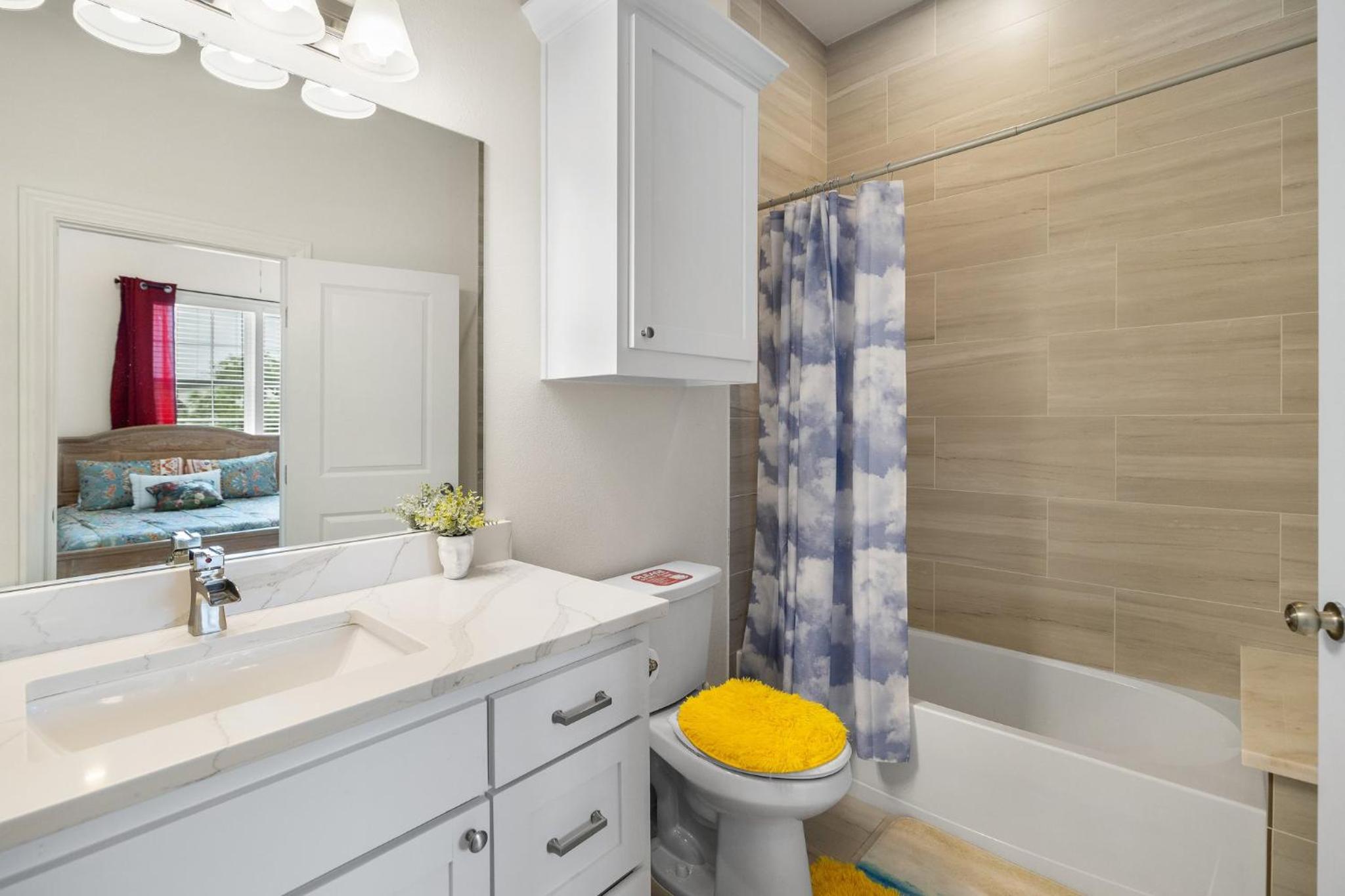 Lakeview Oasis Home with Spa view 5