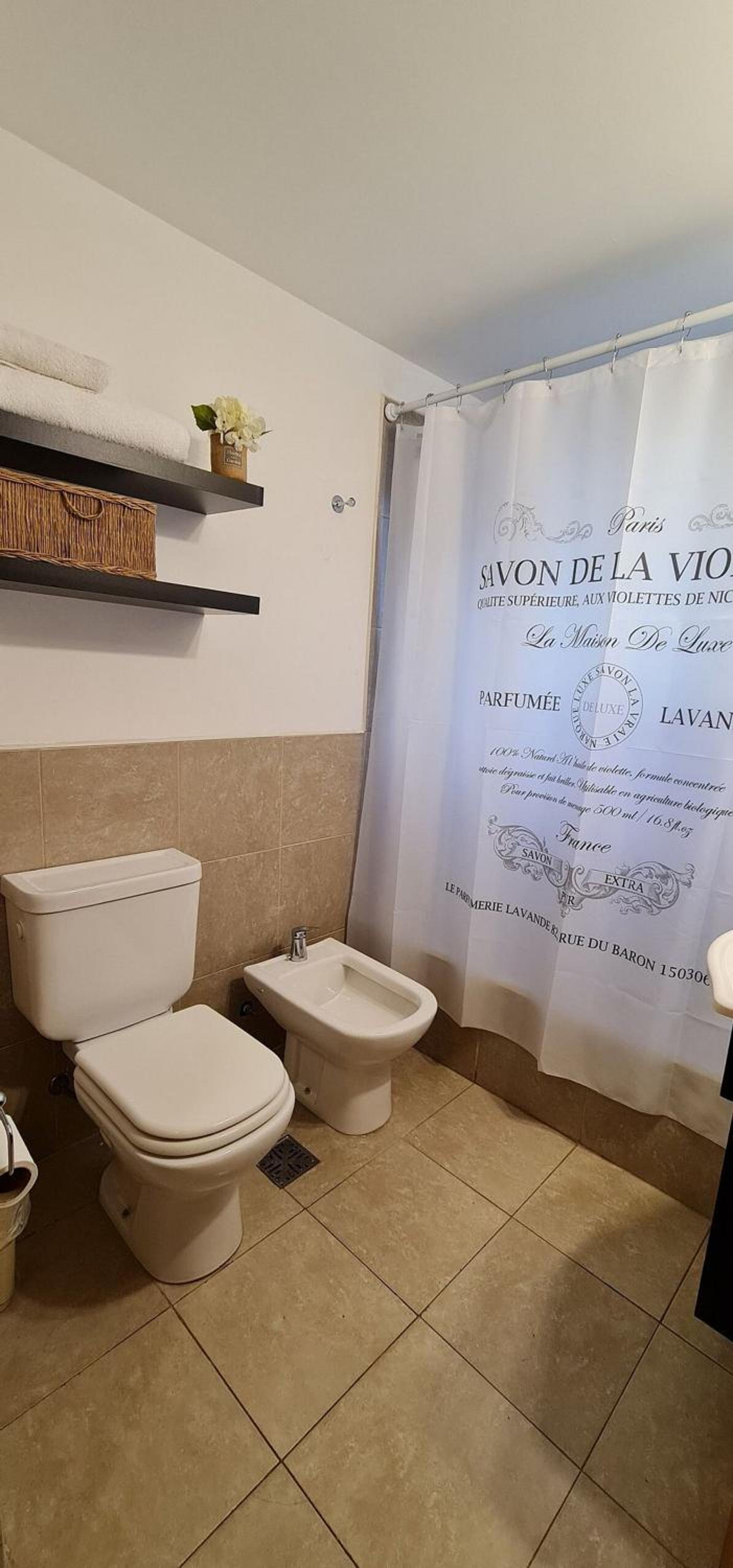 Depto moderno para 2/4 en centro