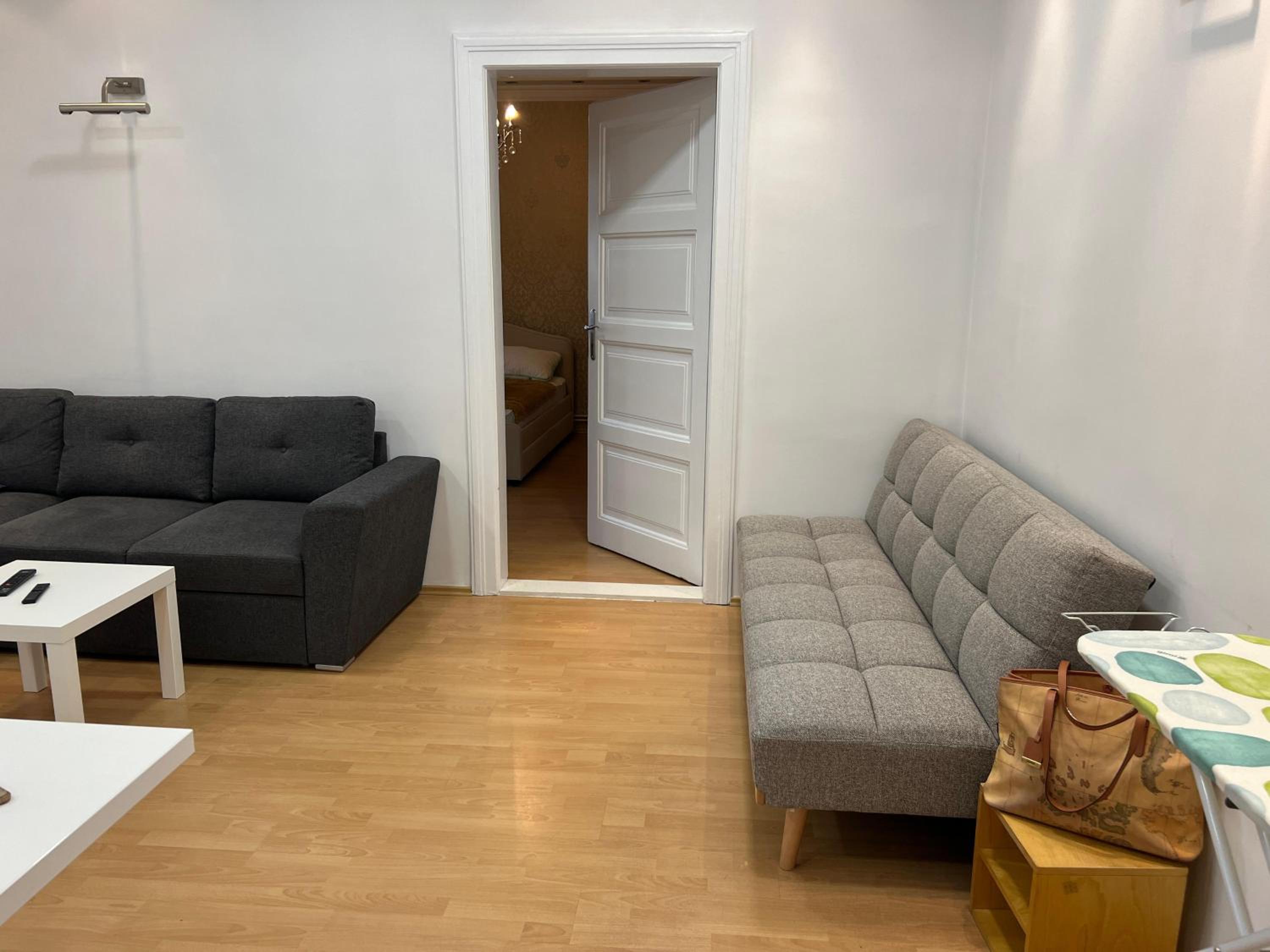 Life & Work in Belgrade Centre with FREE parking! view 5
