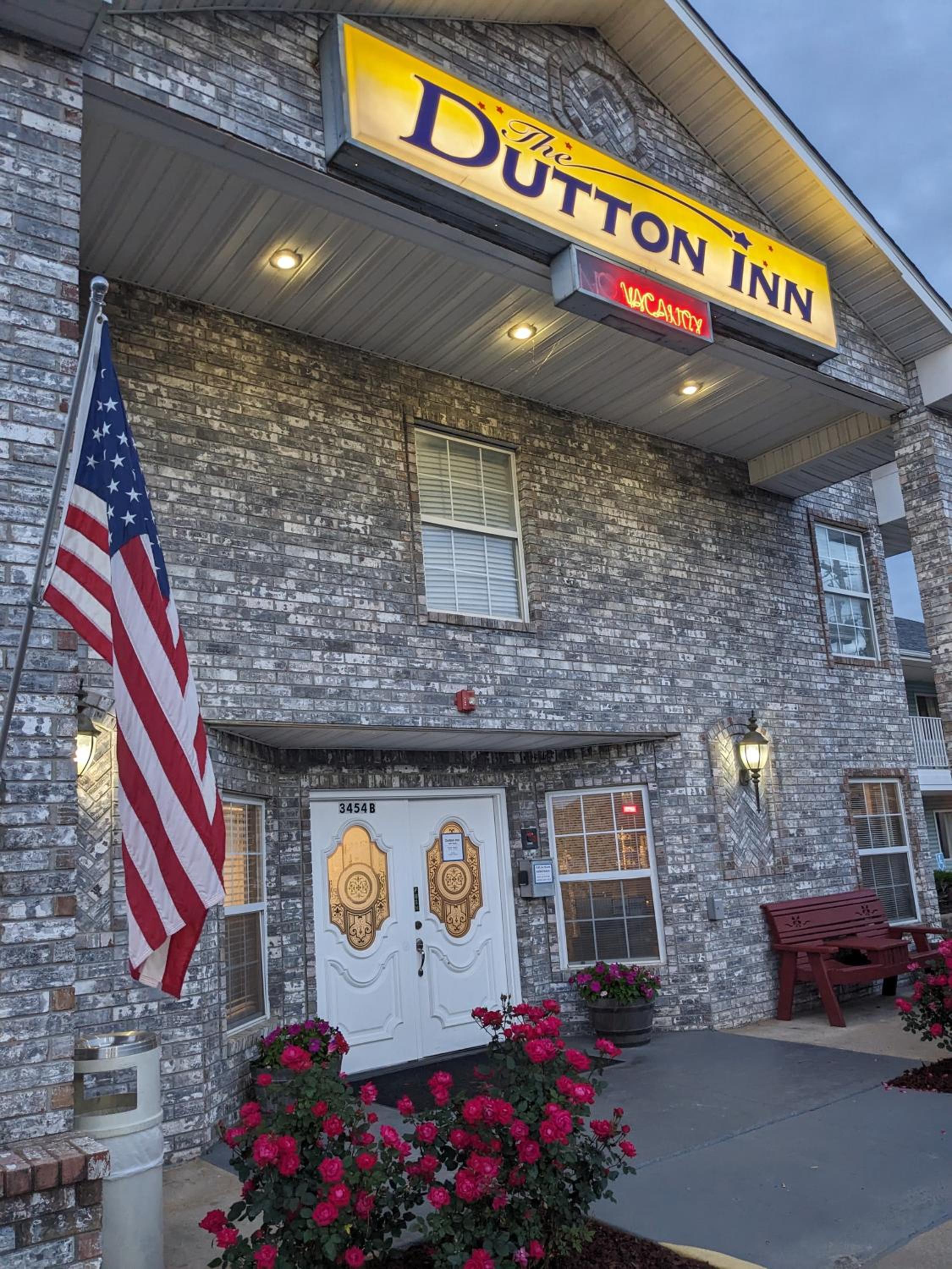 Dutton Inn