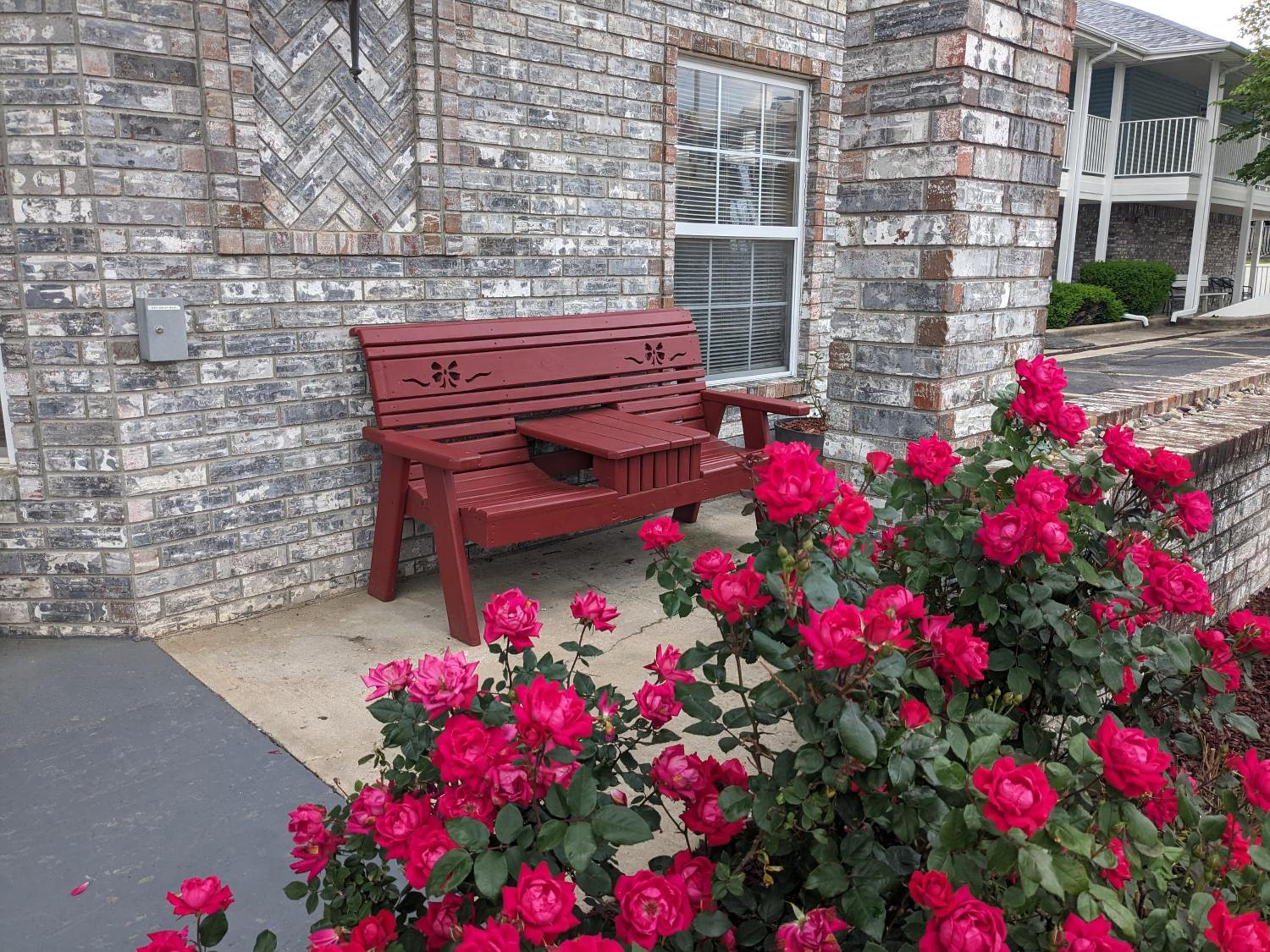Dutton Inn