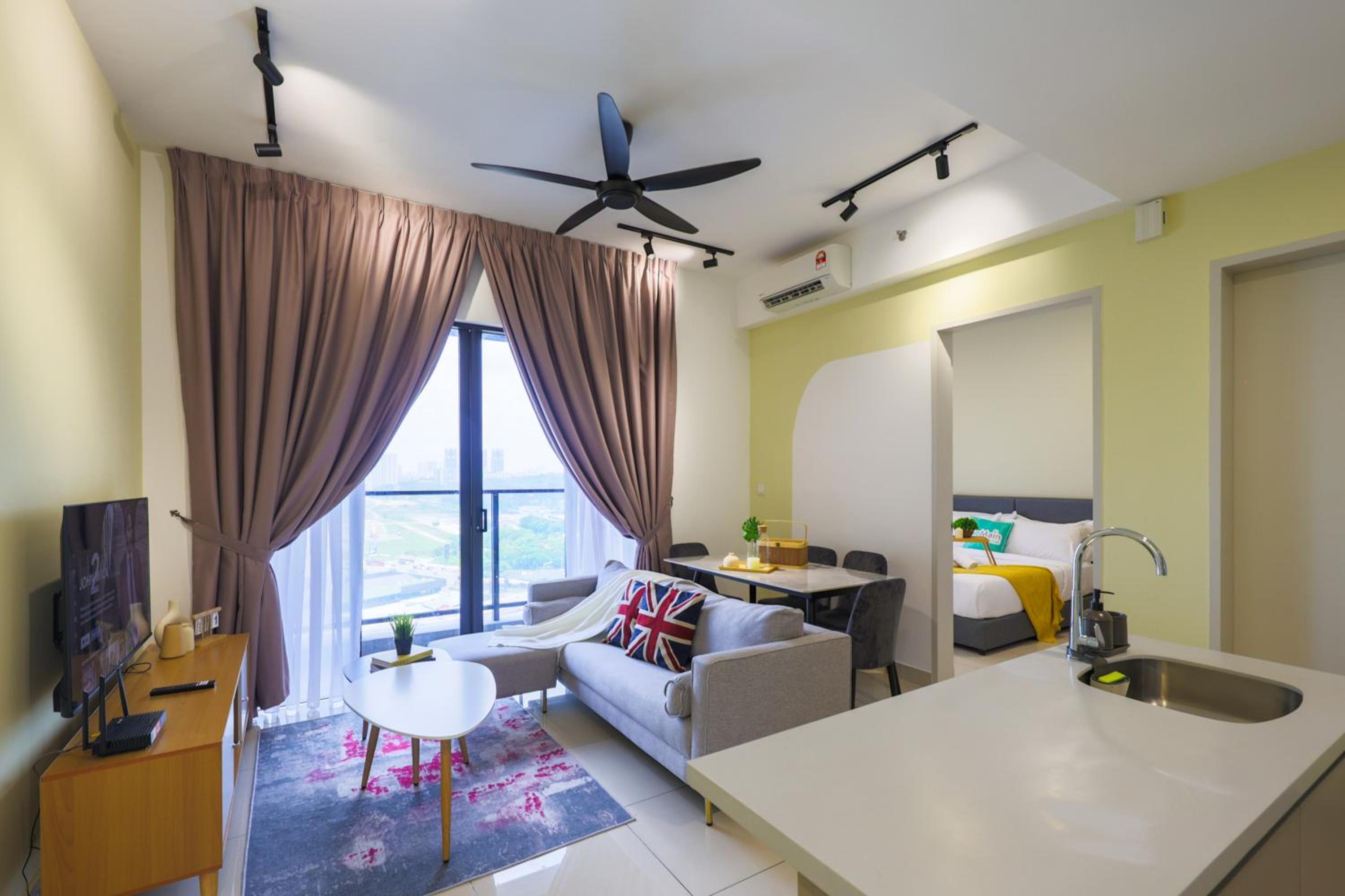 Free Parking - Big Suite Trion Kuala Lumpur by GoMain