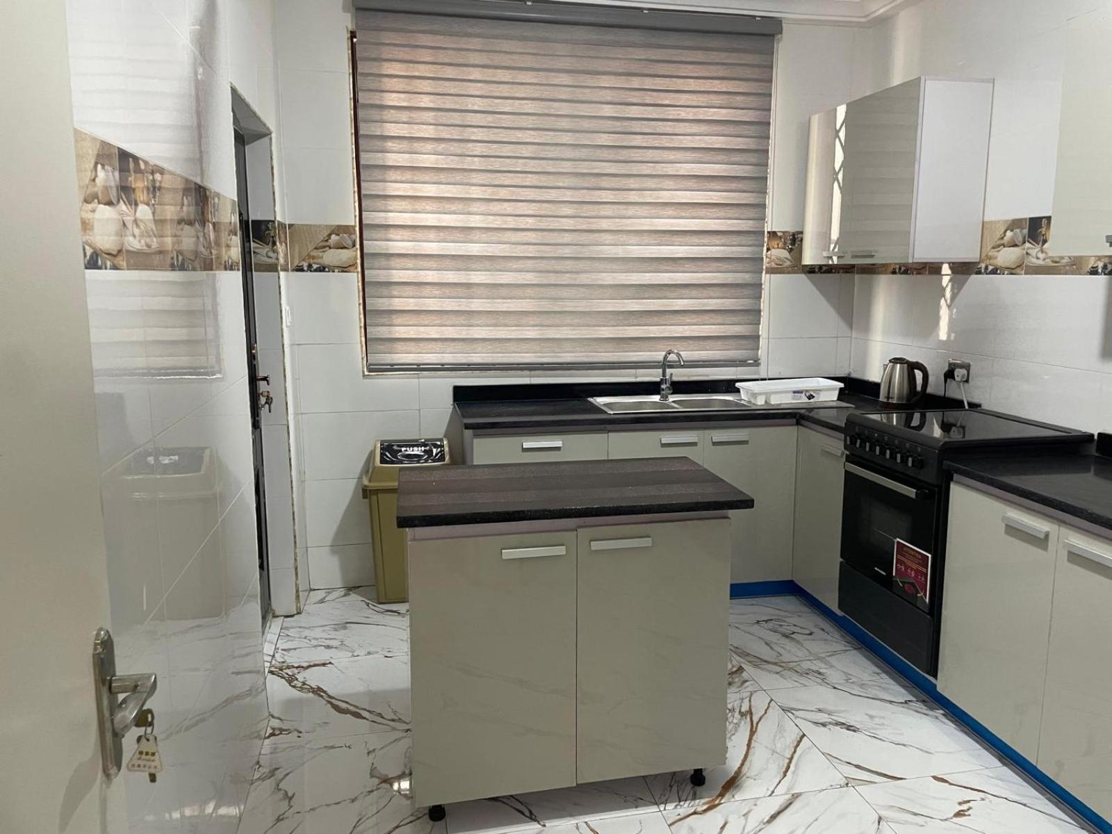 Luxury Townhome in Oyarifa view 4