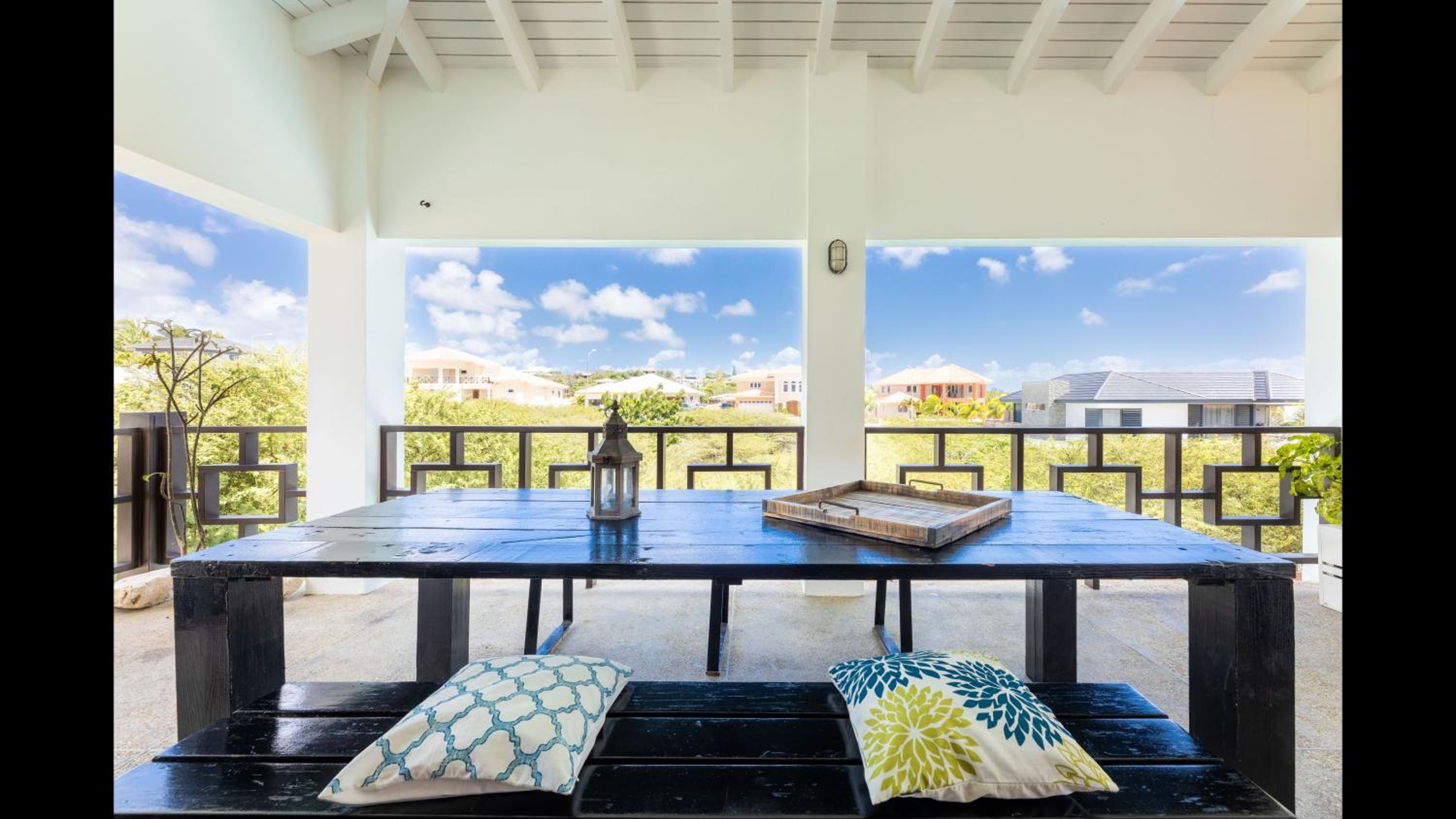 Villa Milonga - beautiful villa with pool near the beach