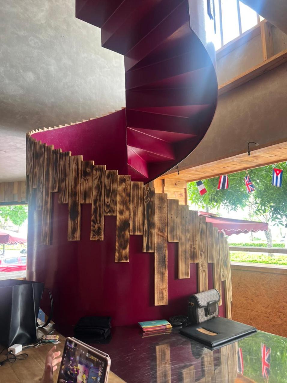Me Kong House