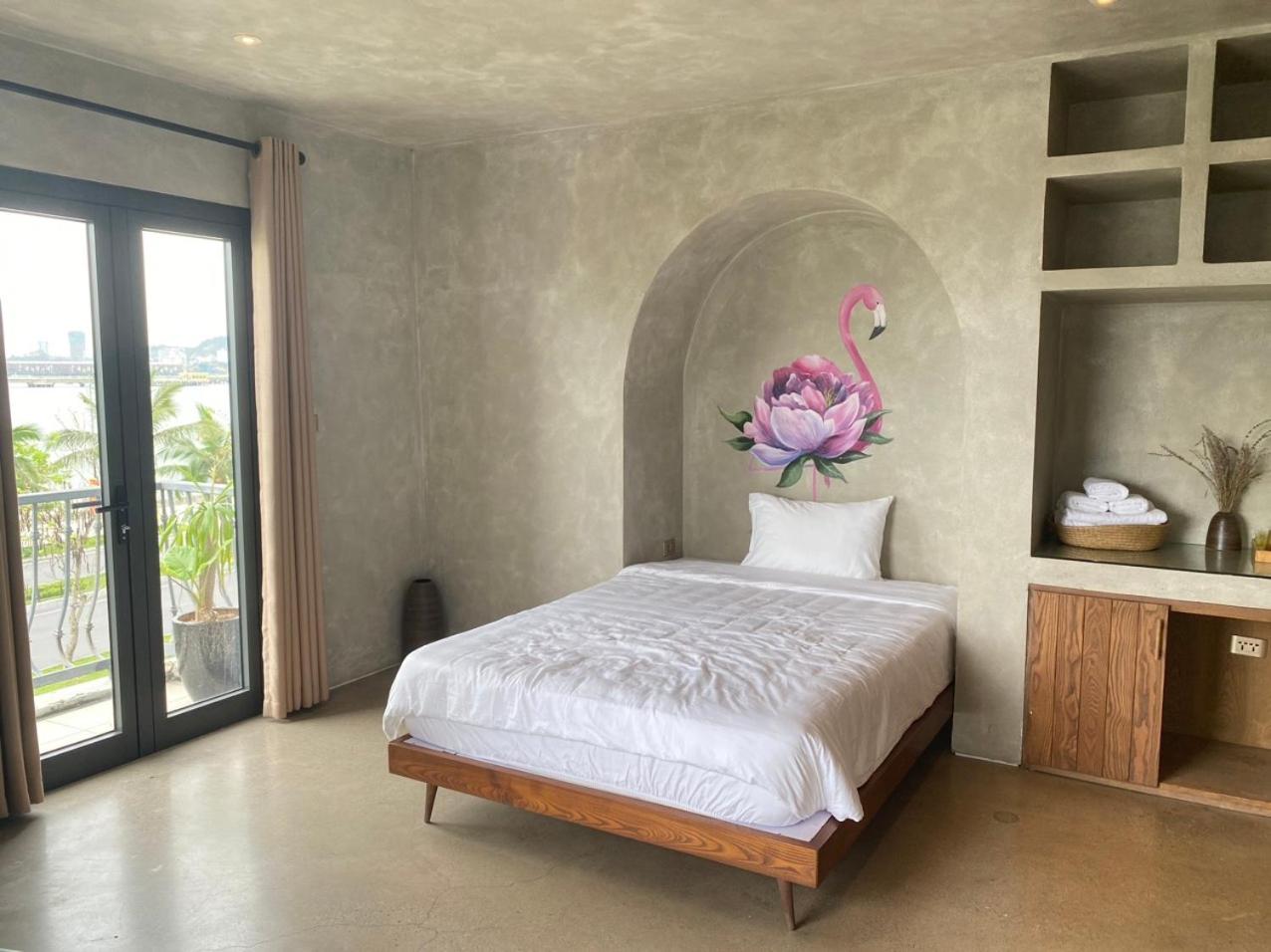 Me Kong House
