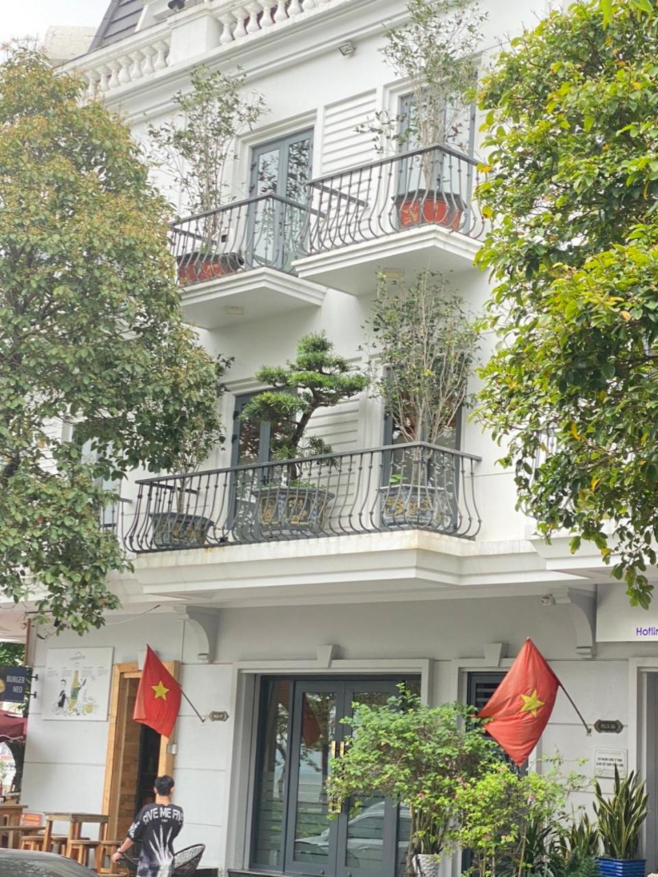 Me Kong House