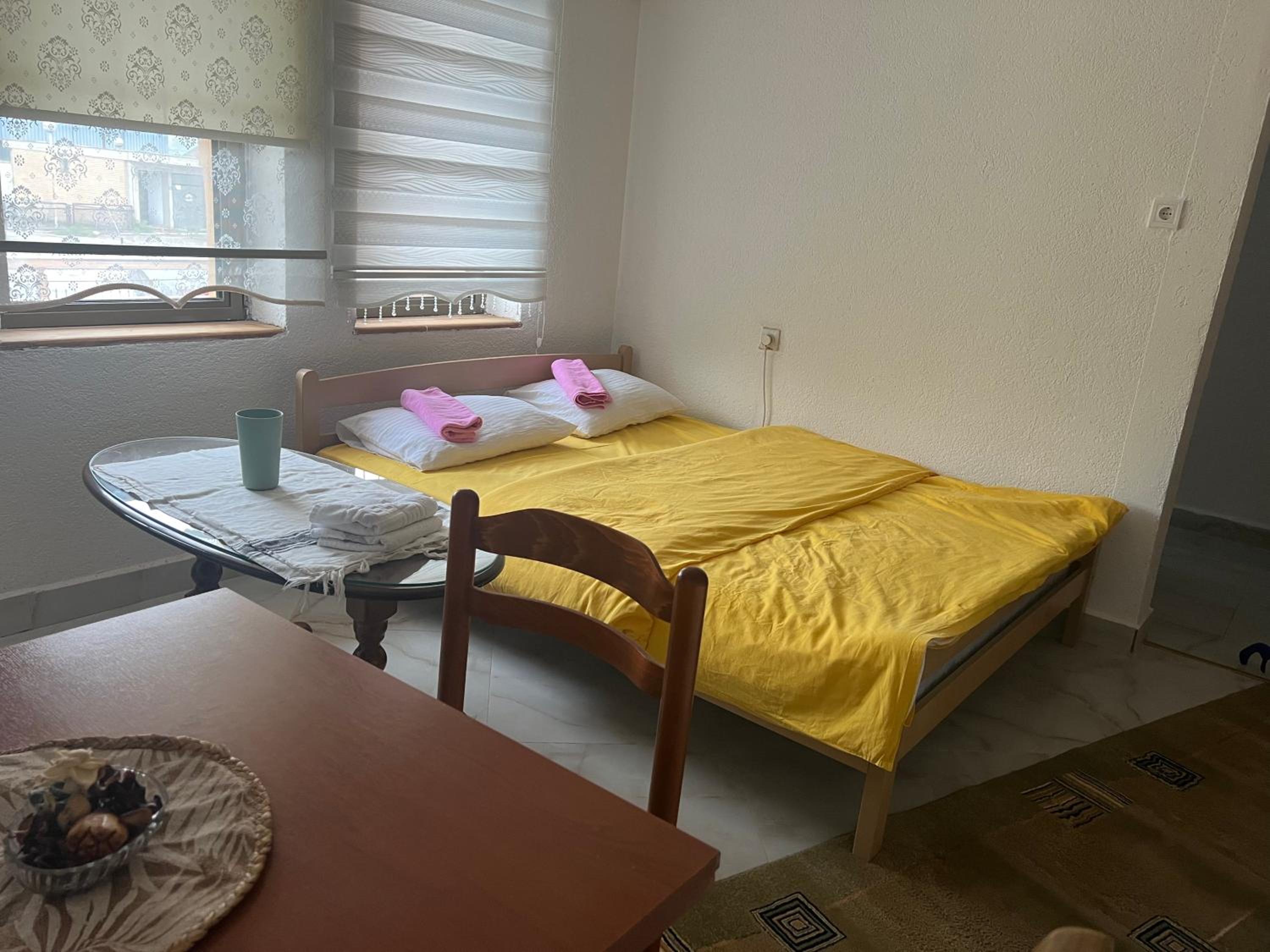 SARAH APARTMENTS