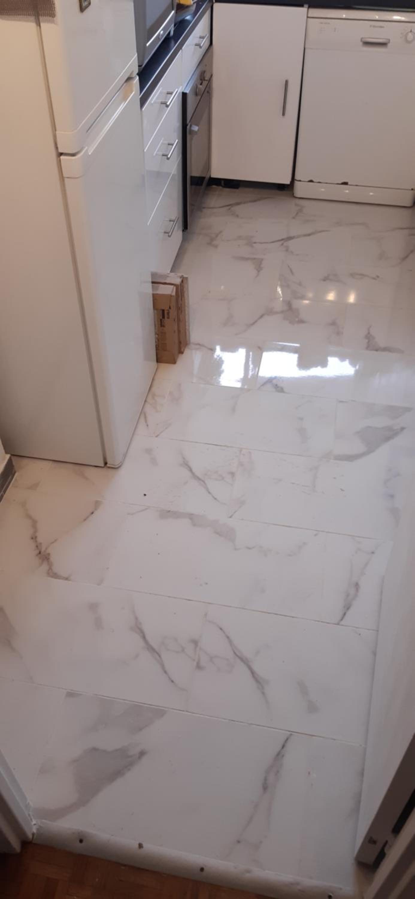 Chambre pour 4 chez Rihani près de la Tour Eiffel
