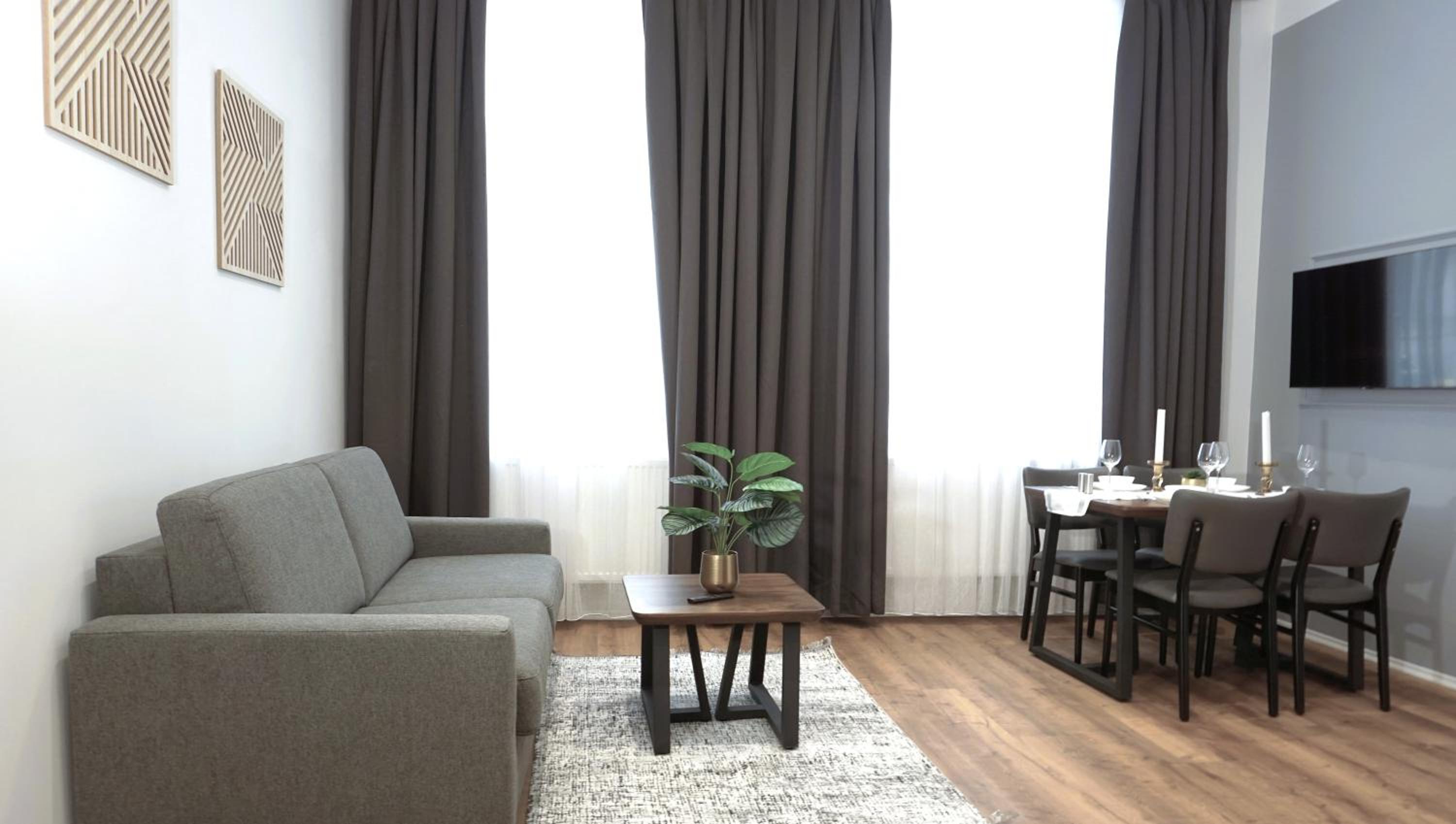 Viva La Vienna Apartments