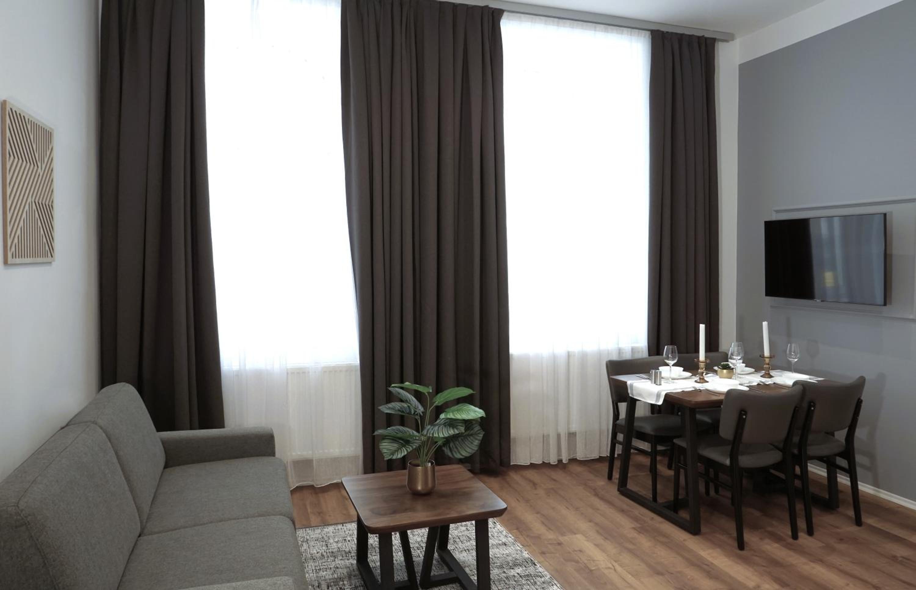 Viva La Vienna Apartments
