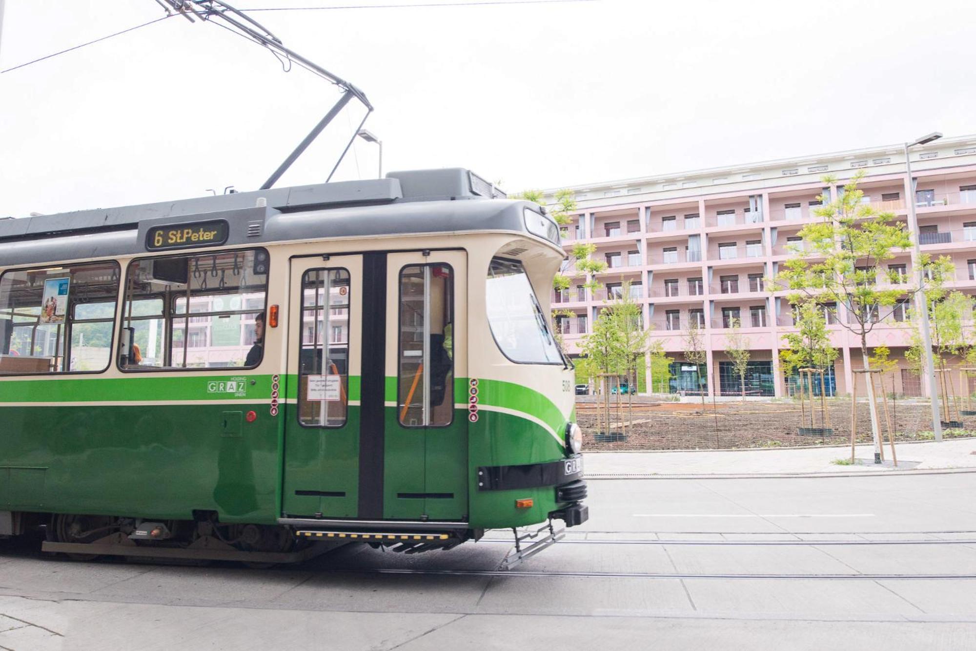 Muzeta Graz - Eco-Friendly Parkview Holiday Apartments in Graz’s Smart City