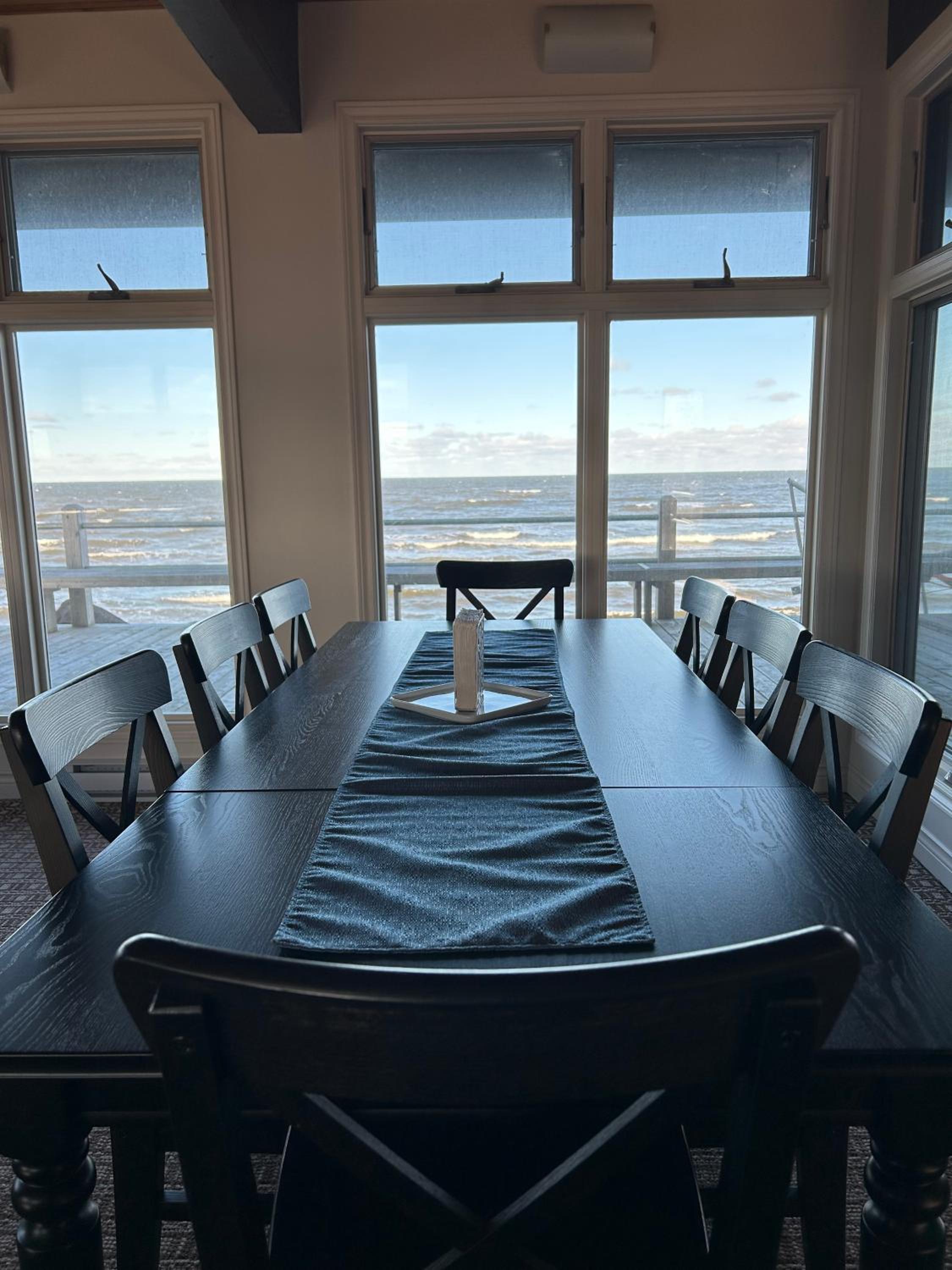 Ptit - 3 bedroom 2 bath Waterfront Oasis