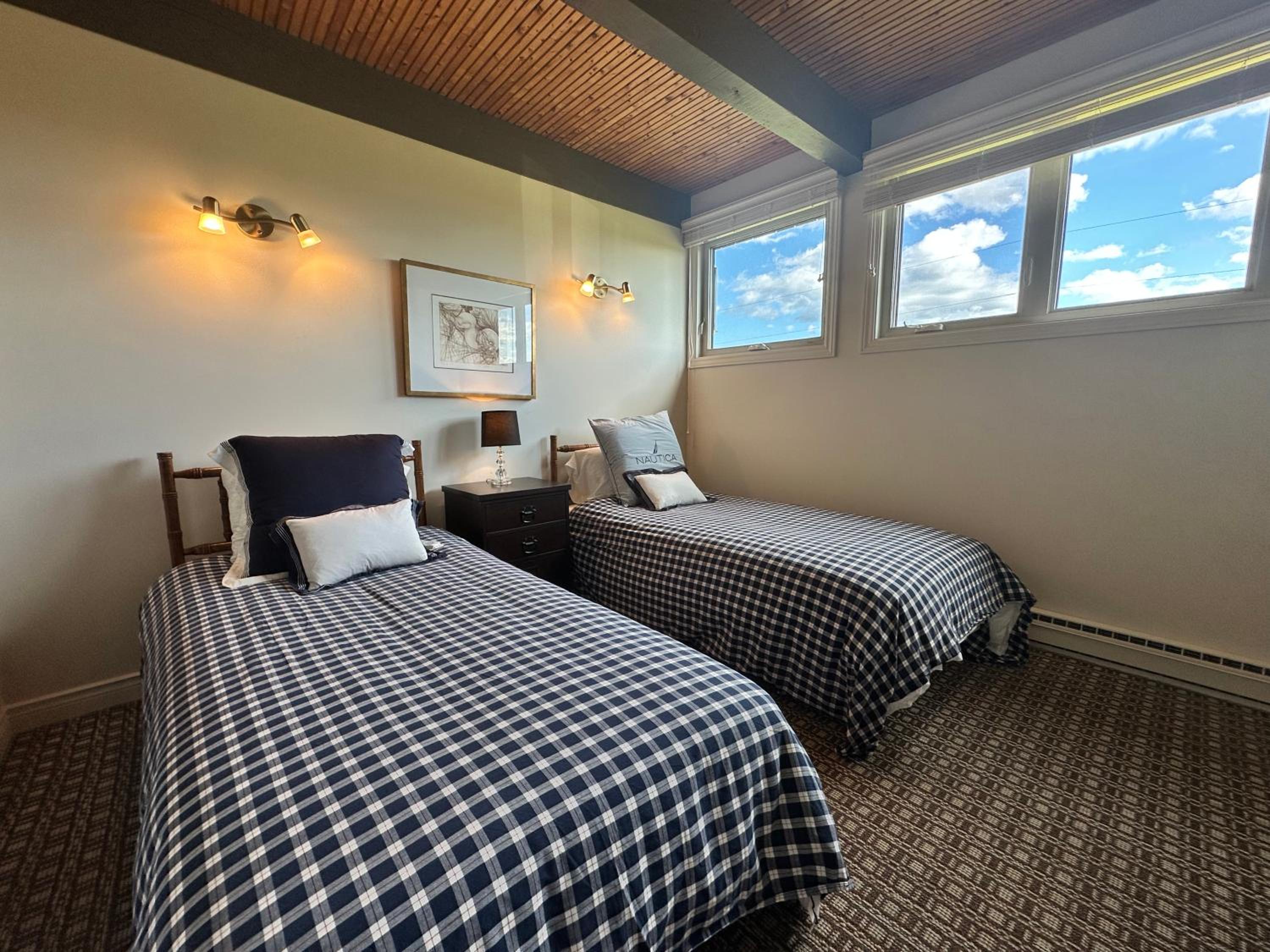 Ptit - 3 bedroom 2 bath Waterfront Oasis
