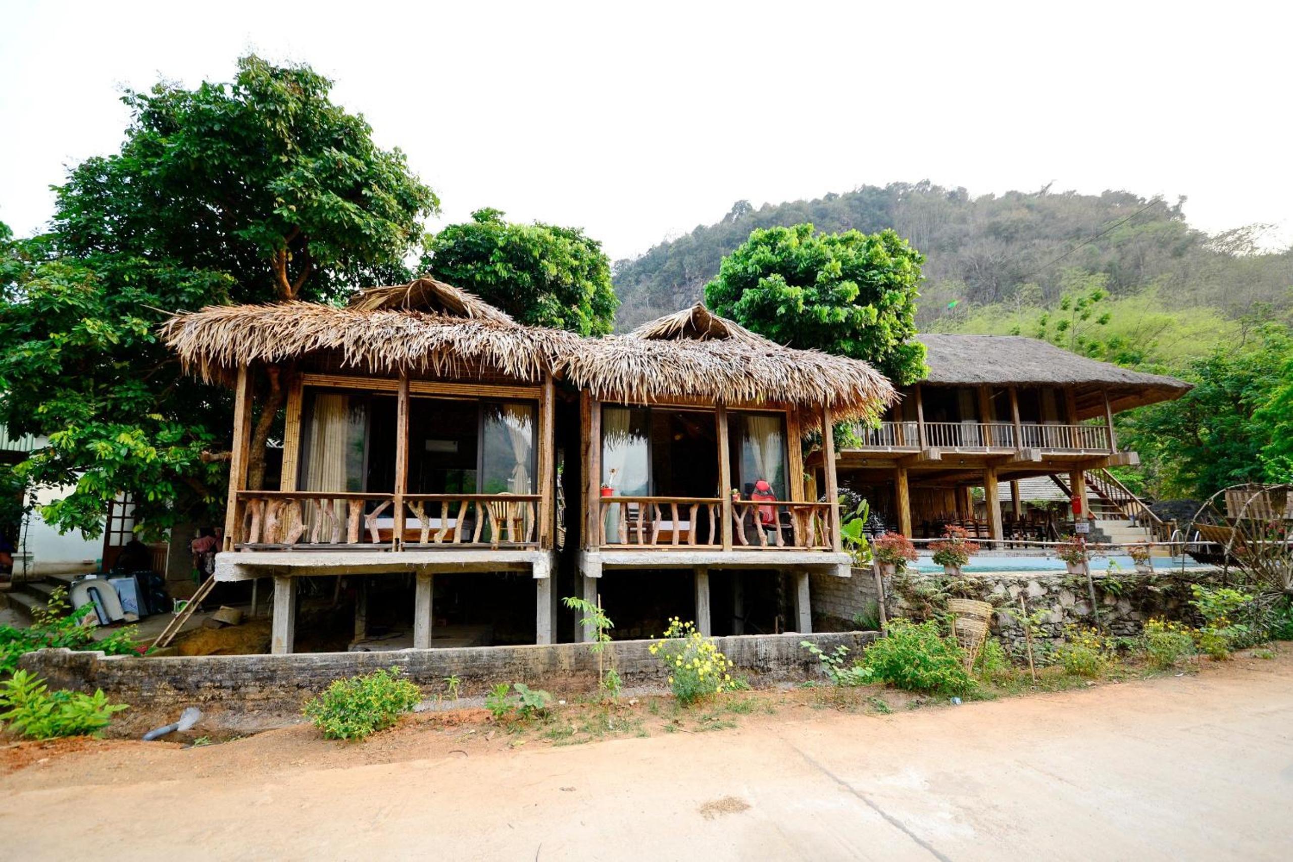 homestay mường hịch bungalow 1 view 2