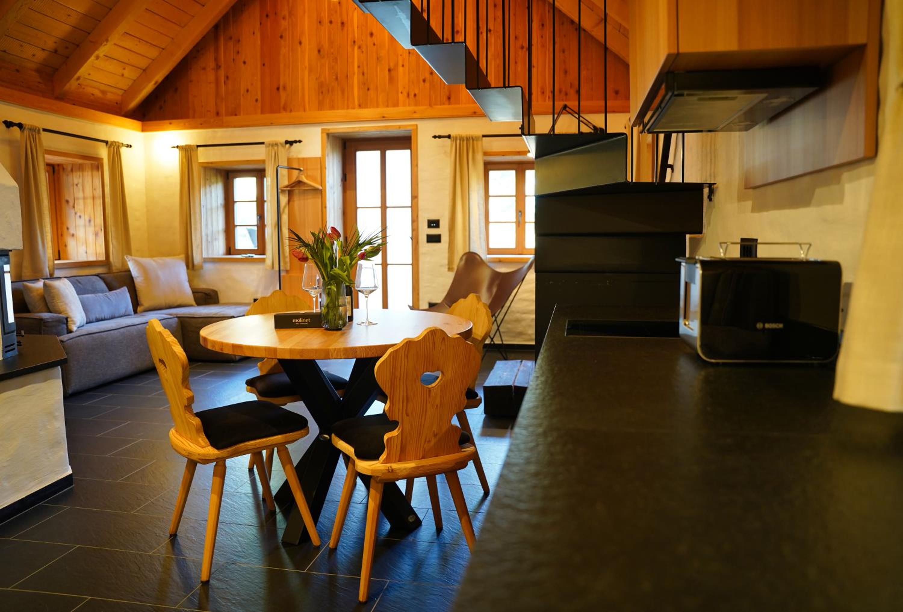 Alpine Retreat Apartments Šurc
