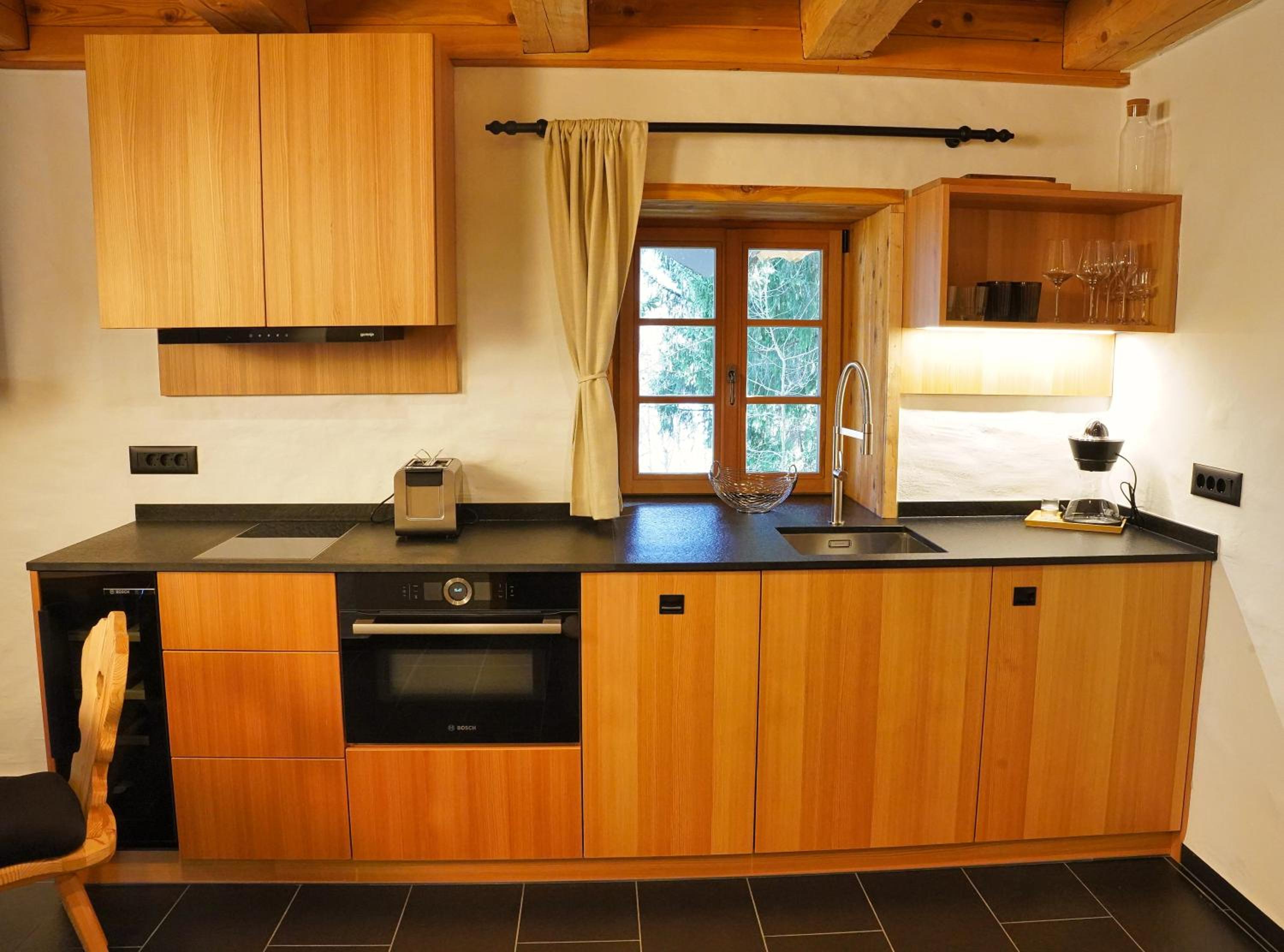 Alpine Retreat Apartments Šurc