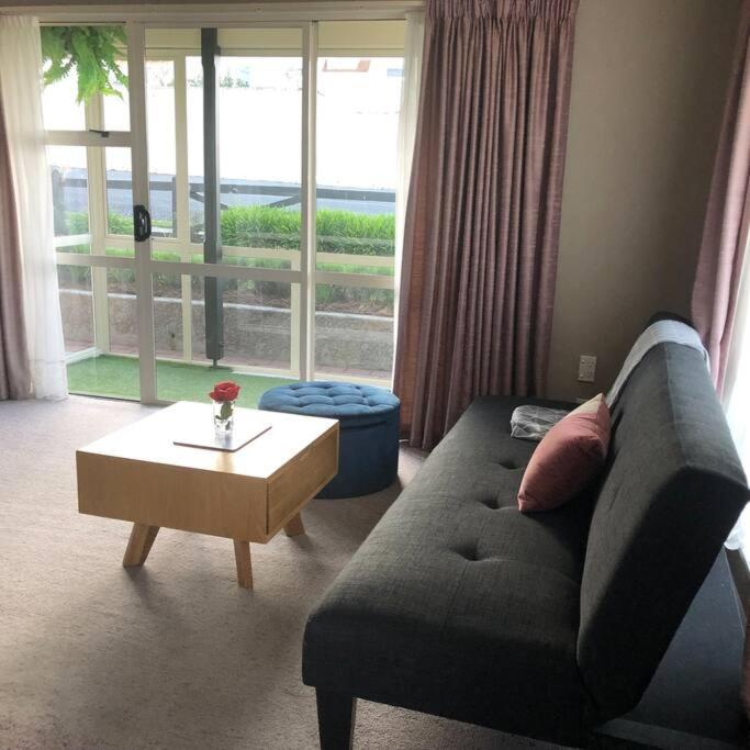 Cozy 2 Bedrooms Lavender Garden House view 5