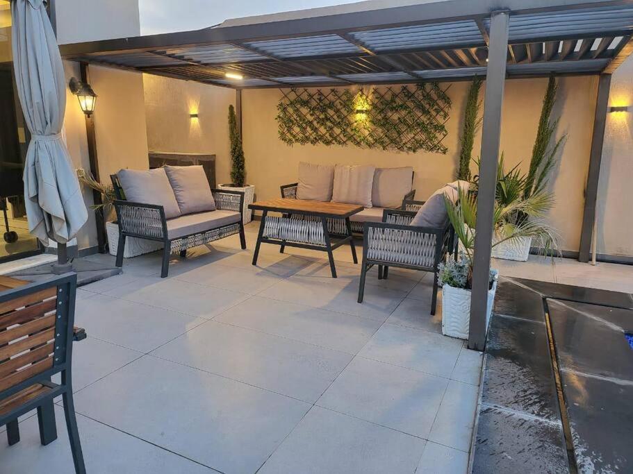 La Seema sea view chalet view 4
