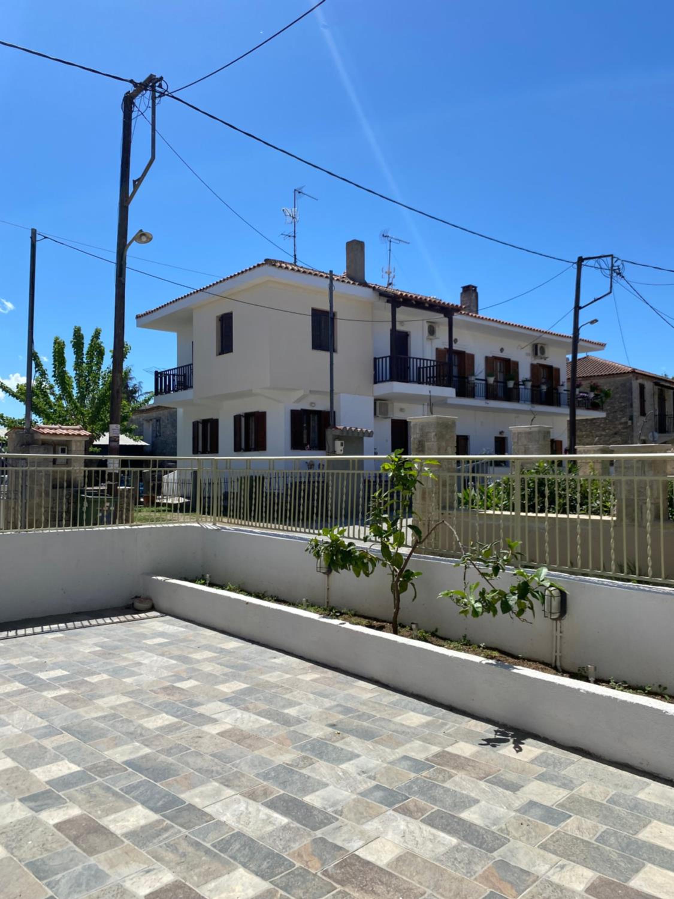 Stefanos House